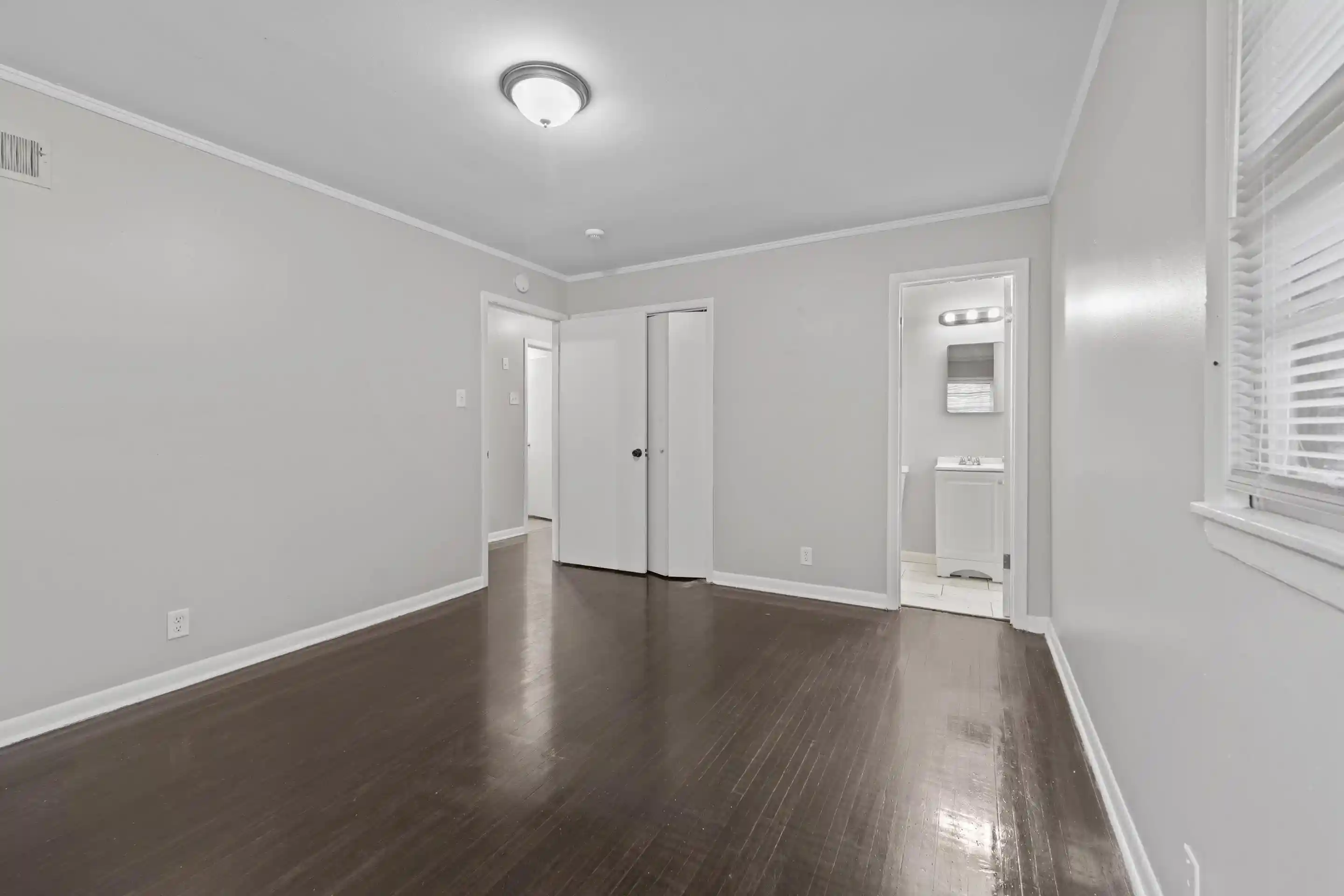 Photo 4 of Single family home for sale at 4064 Hermitage Dr, Memphis, TN 38116 | MLS# 10228485 | Listing updated on 2026-08-15