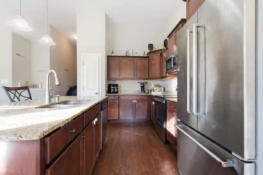Photo 4 of Townhouse for sale at 7527 Woodinville Cv, Memphis, TN 38125 | MLS# 10228488 | Listing updated on 2026-08-29
