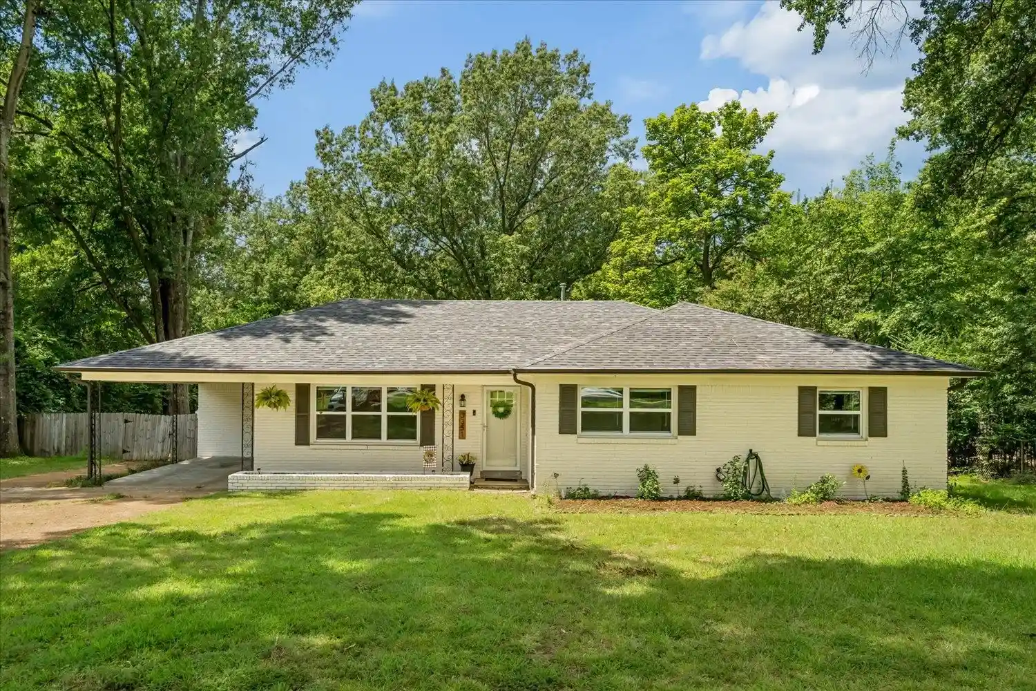 1st image of 3351 Oak Rd, Bartlett, TN 38135 | MLS# 10228501