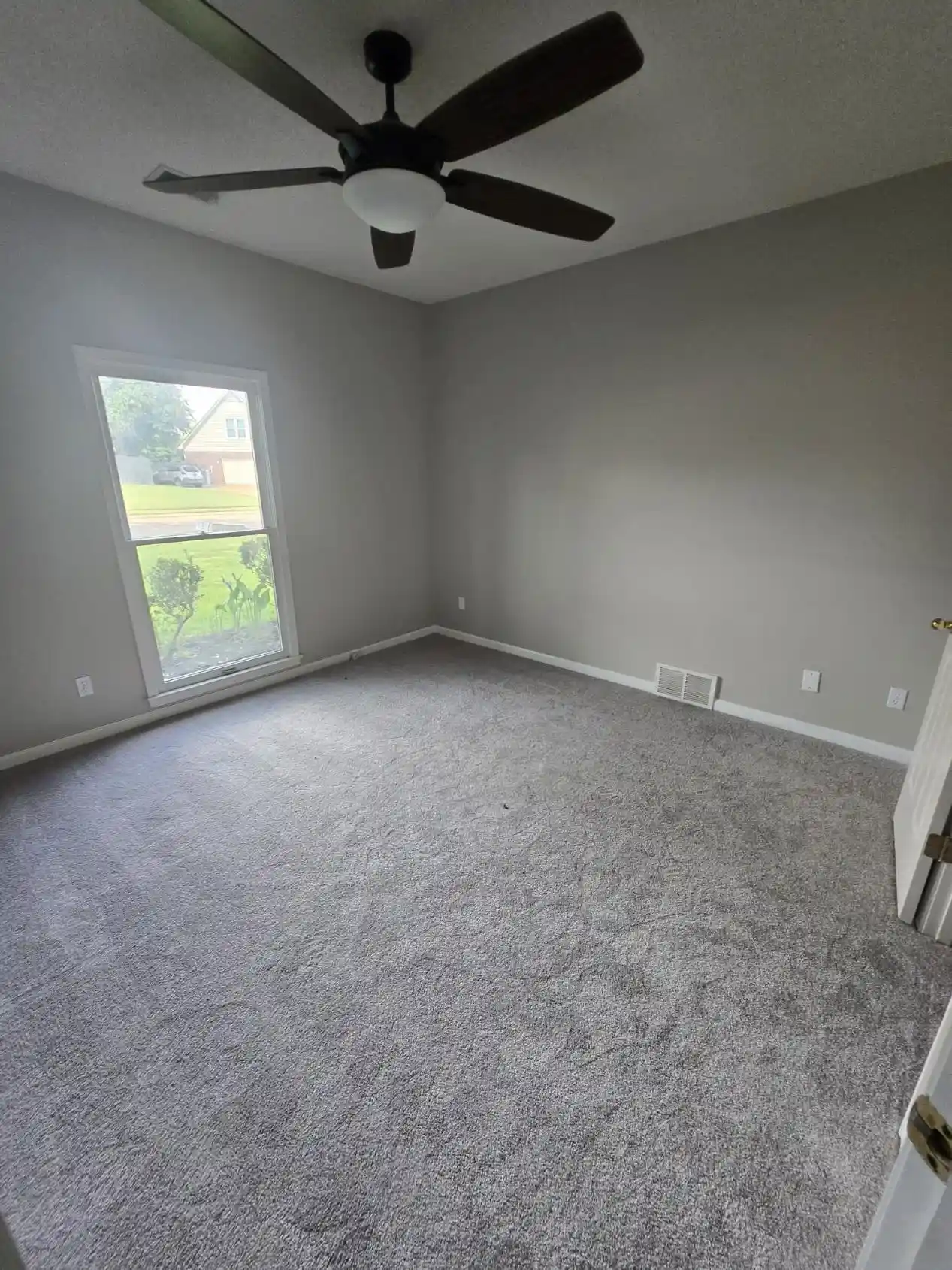 Photo 3 of Townhouse for sale at 7755 S Thunderstone Cir, Memphis, TN 38125 | MLS# 10228505 | Listing updated on 2026-08-28