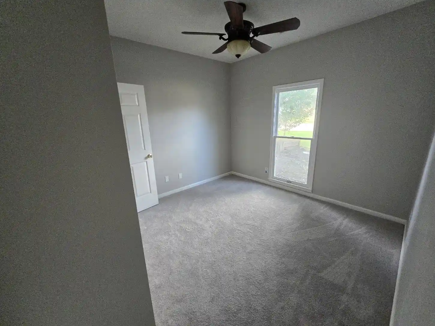 Photo 3 of Townhouse for sale at 7755 S Thunderstone Cir, Memphis, TN 38125 | MLS# 10228505 | Listing updated on 2026-08-28