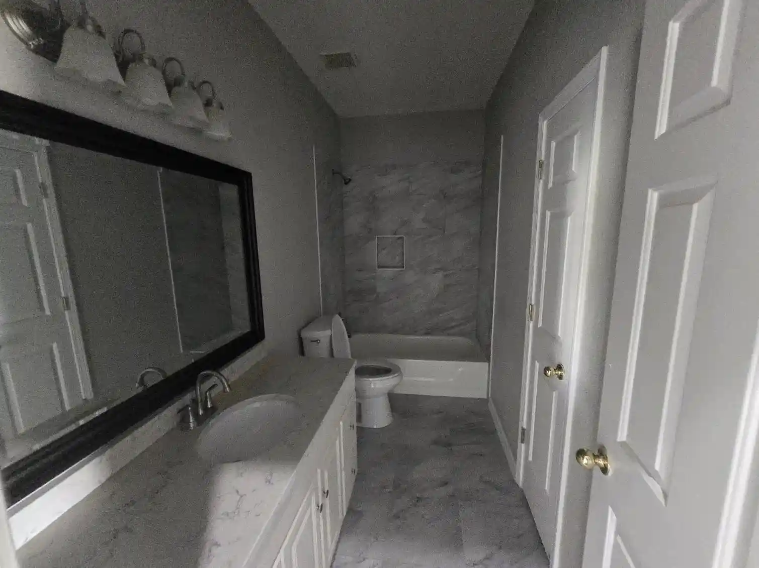 Photo 4 of Townhouse for sale at 7755 S Thunderstone Cir, Memphis, TN 38125 | MLS# 10228505 | Listing updated on 2026-08-28