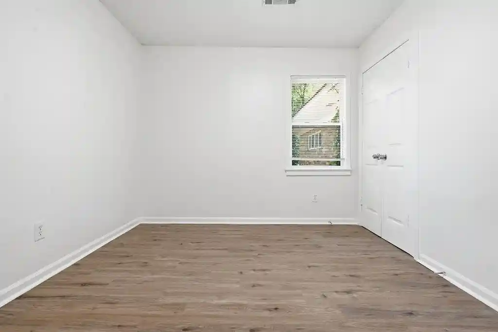 Photo 4 of Single family home for sale at 2303 St Elmo Ave, Memphis, TN 38127 | MLS# 10228534 | Listing updated on 2026-10-06