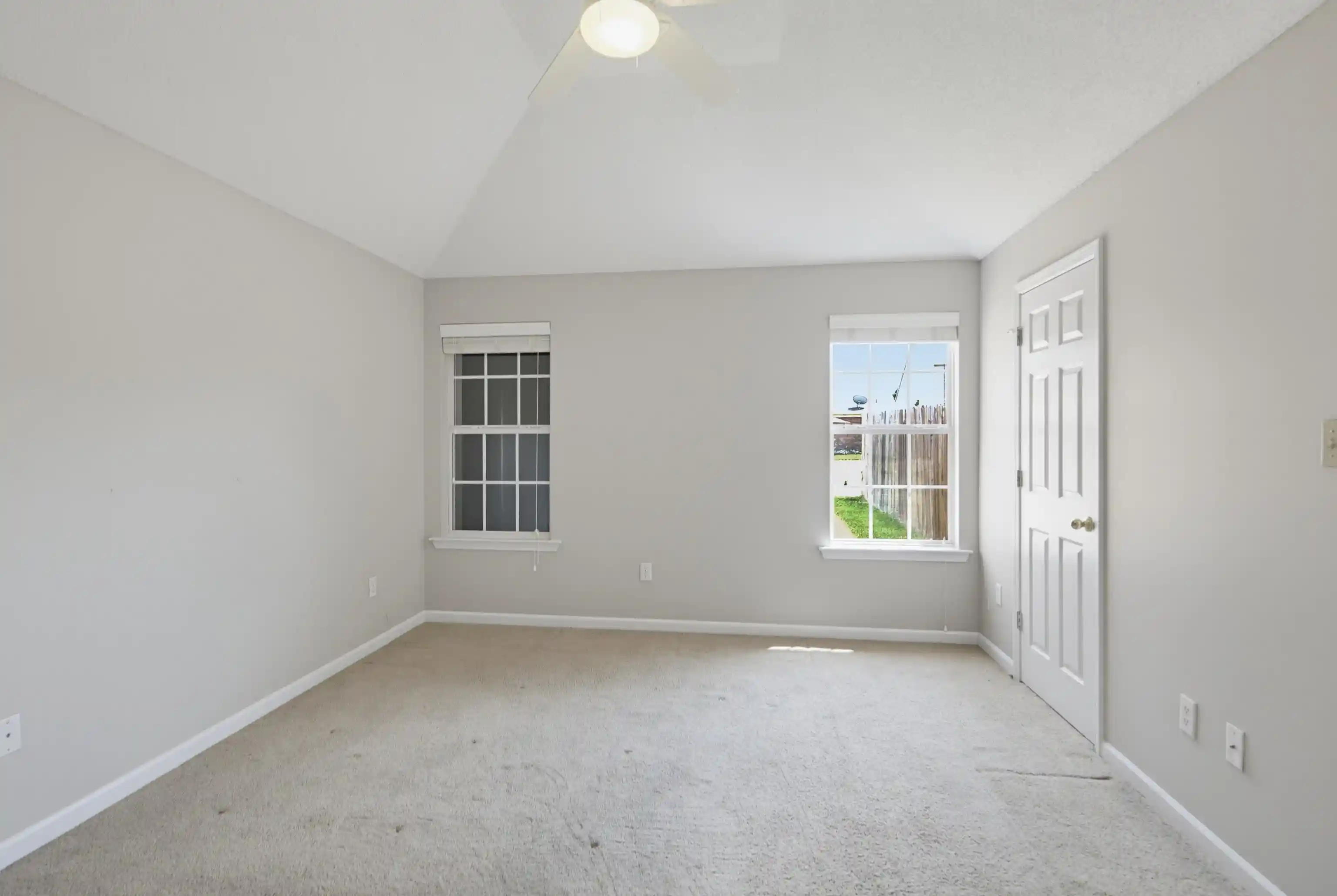 Photo 4 of Sale Pending at 6883 Wrigley Dr, Cordova, TN 38018 | MLS# 10228537 | Listing updated on 2026-10-06