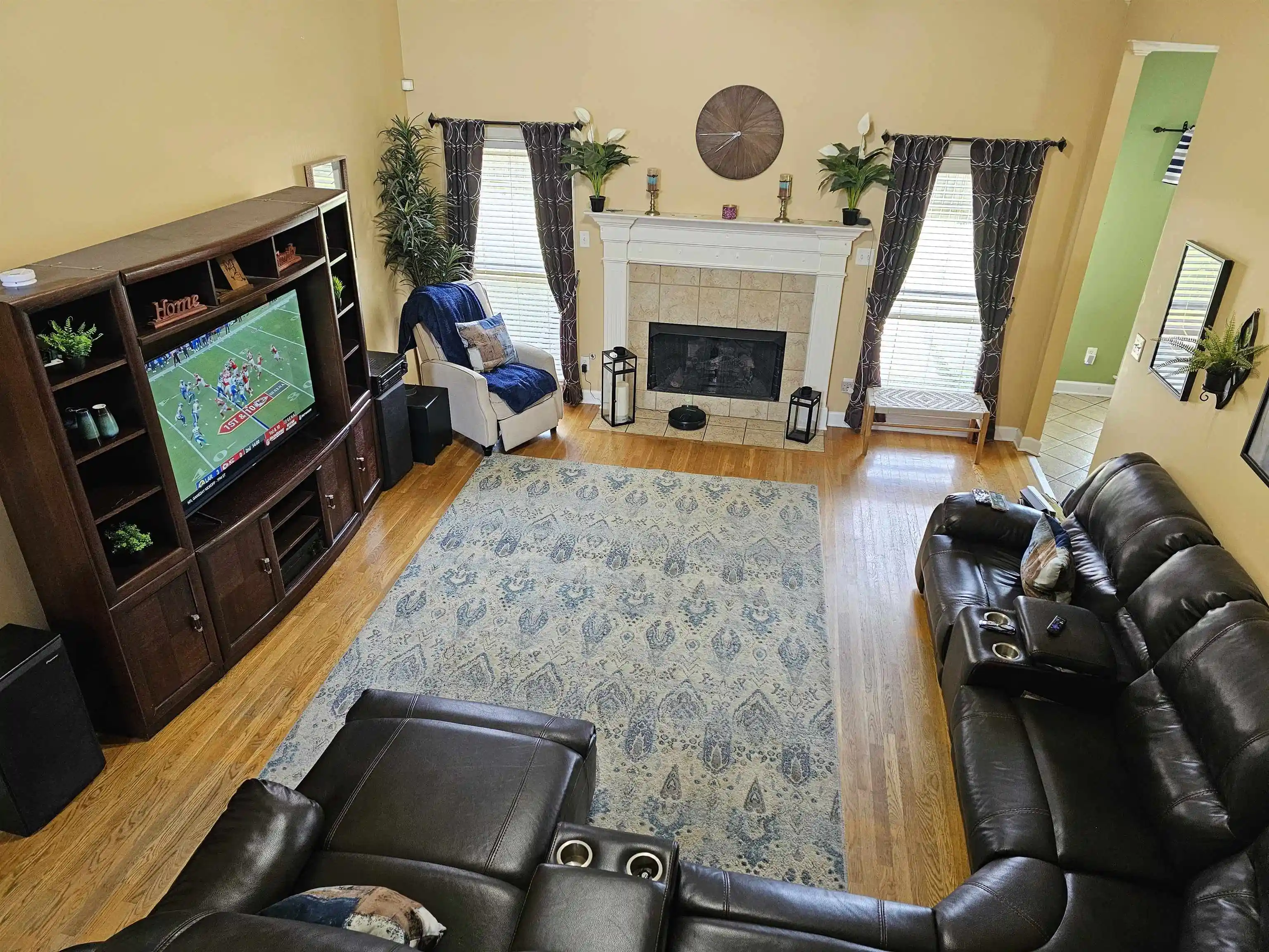 Photo 3 of Single family home for sale at 1704 W Belledeer Dr, Cordova, TN 38016 | MLS# 10228548 | Listing updated on 2026-10-08