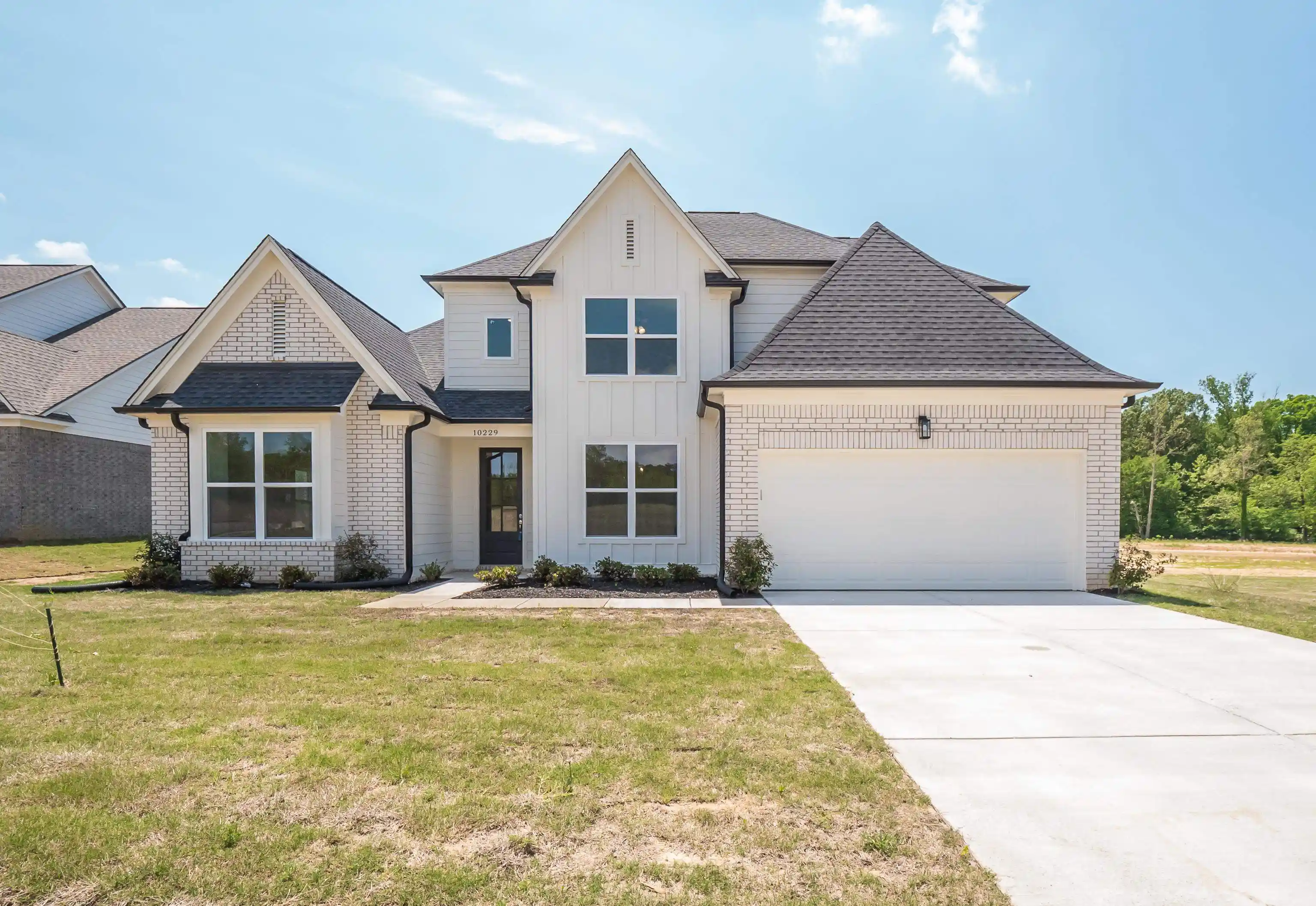 1st image of 365 Centerline Roper Loop, Byhalia, MS 38611 | MLS# 10228558