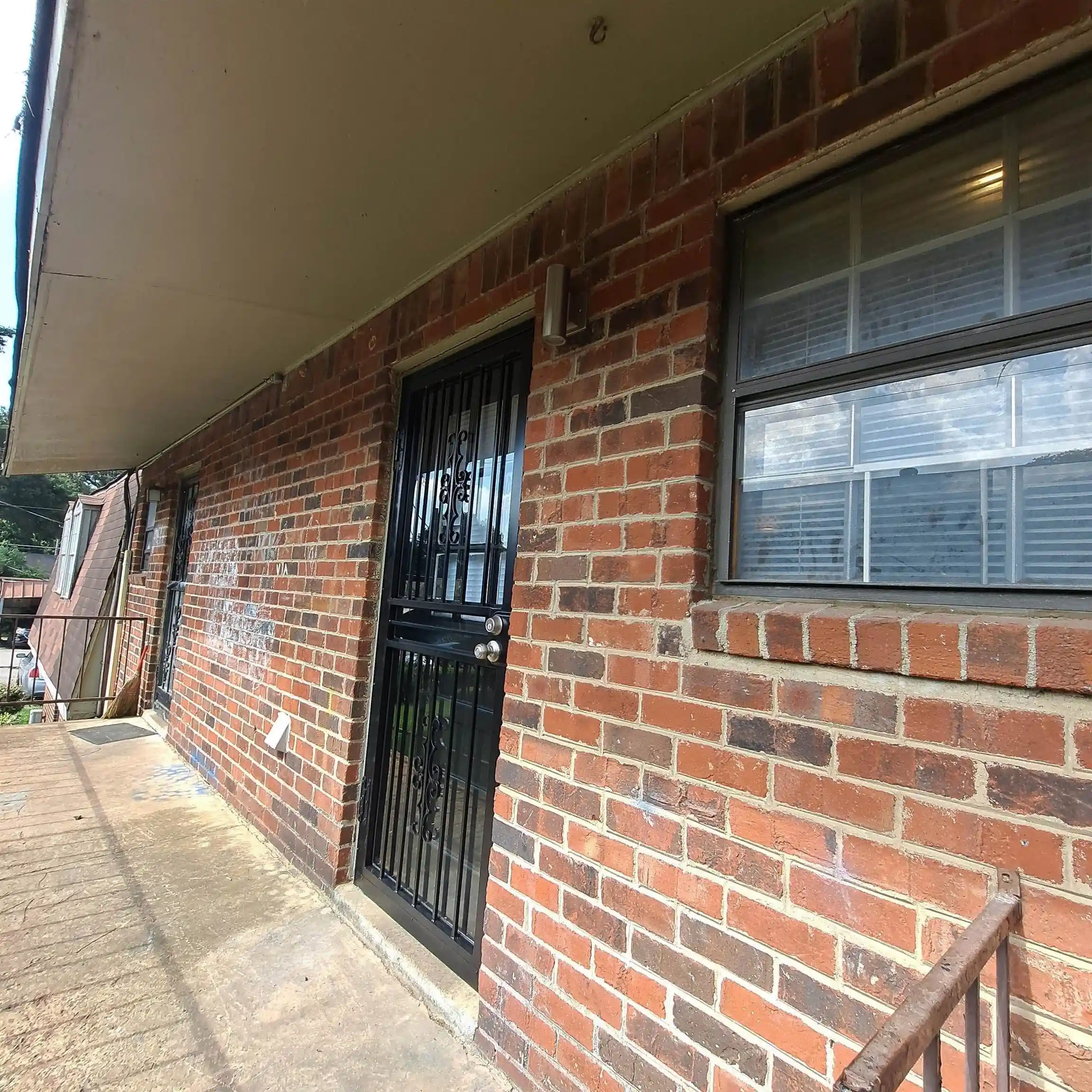 Townhouse for sale at 3243 Thirteen Colony Mall #2B, Memphis, TN 38115 | MLS# 10228563