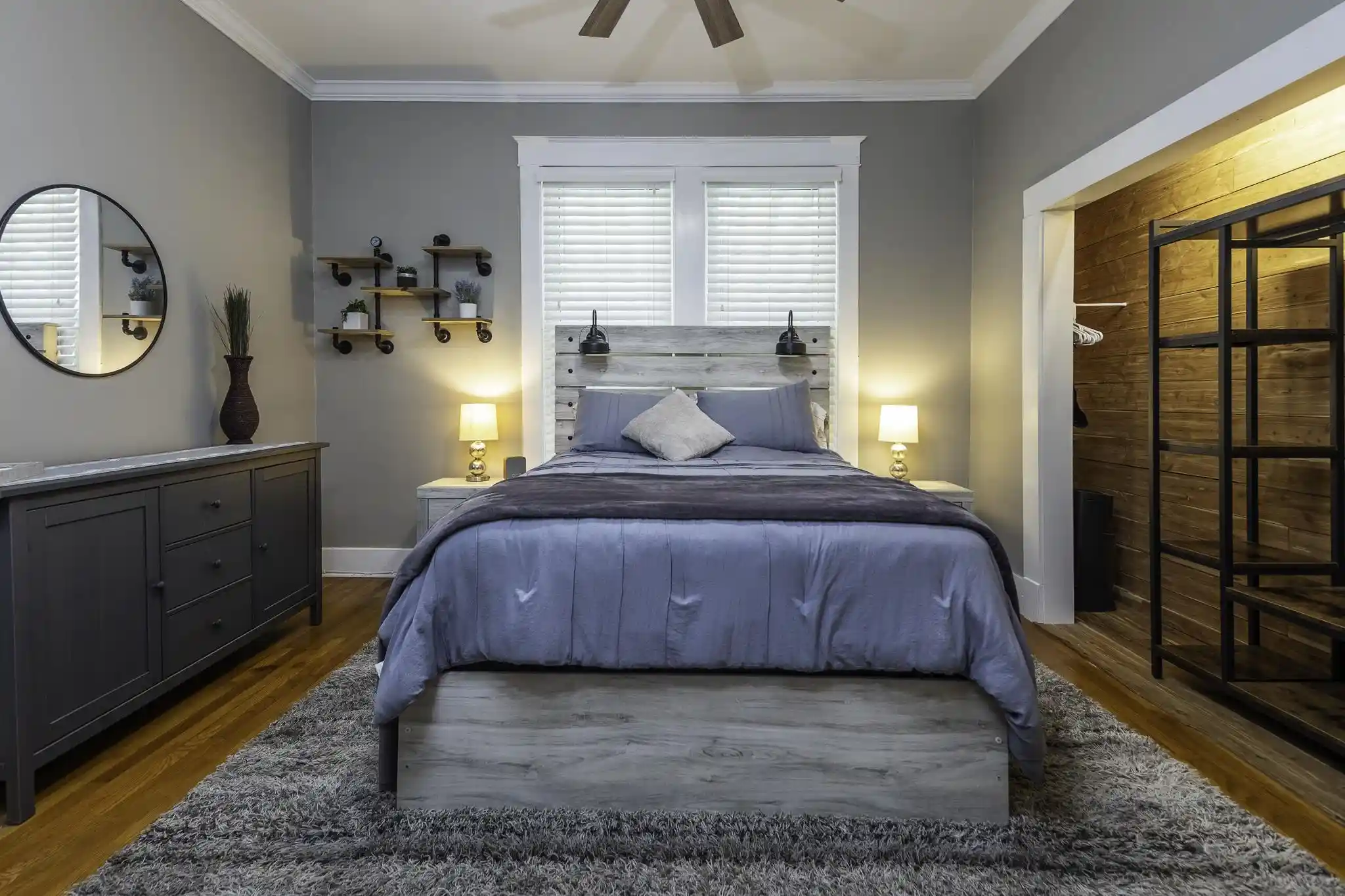 Photo 3 of Single family home for sale at 924 Meda St, Memphis, TN 38104 | MLS# 10228598 | Listing updated on 2026-09-11