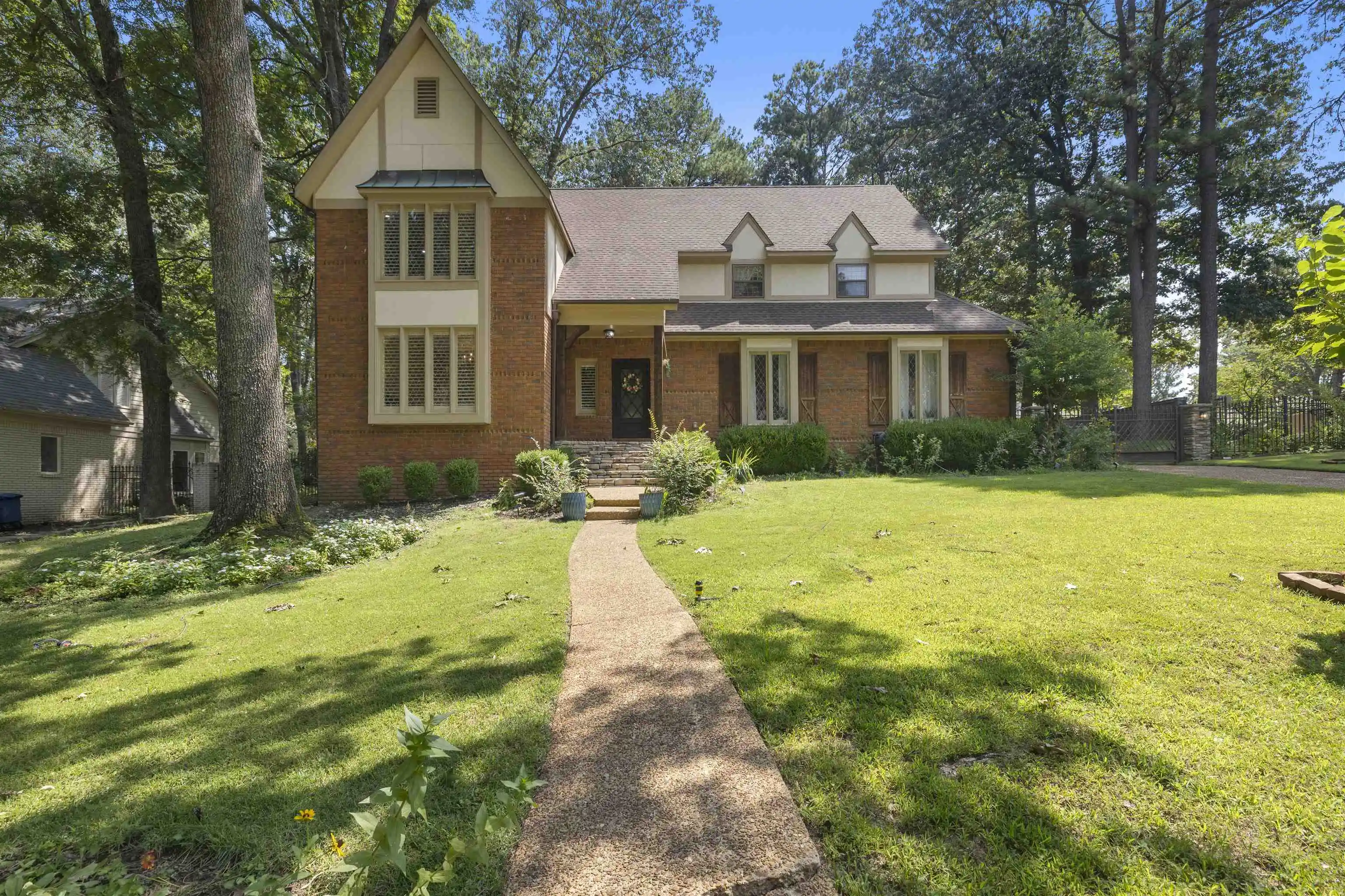 Photo 1 of Single family home for sale at 3060 Towering Pines Cv, Germantown, TN 38138 | MLS# 10228612 | Listing updated on 2026-09-17