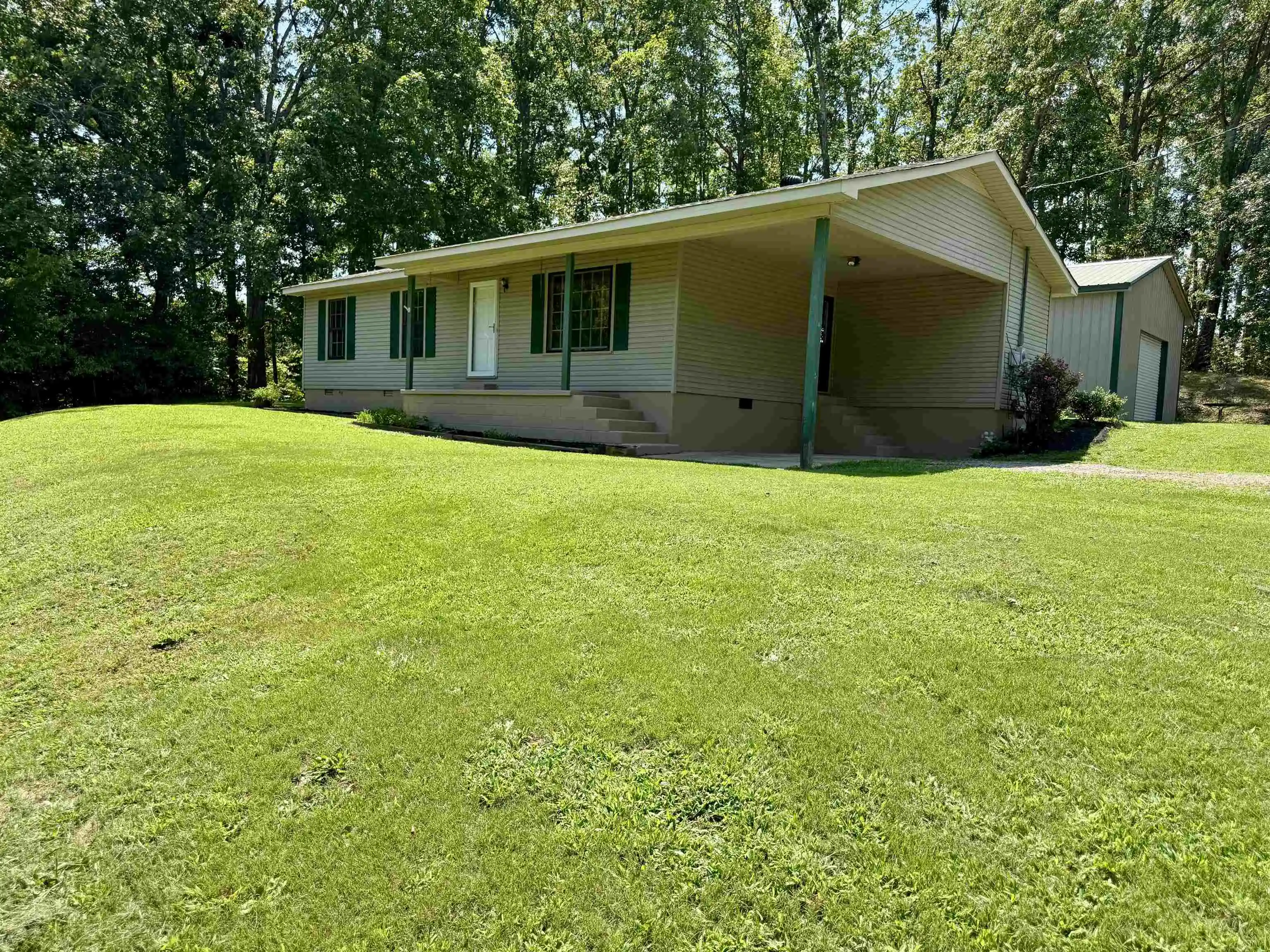 1st image of 1550 County Home Rd, Savannah, TN 38372 | MLS# 10228619