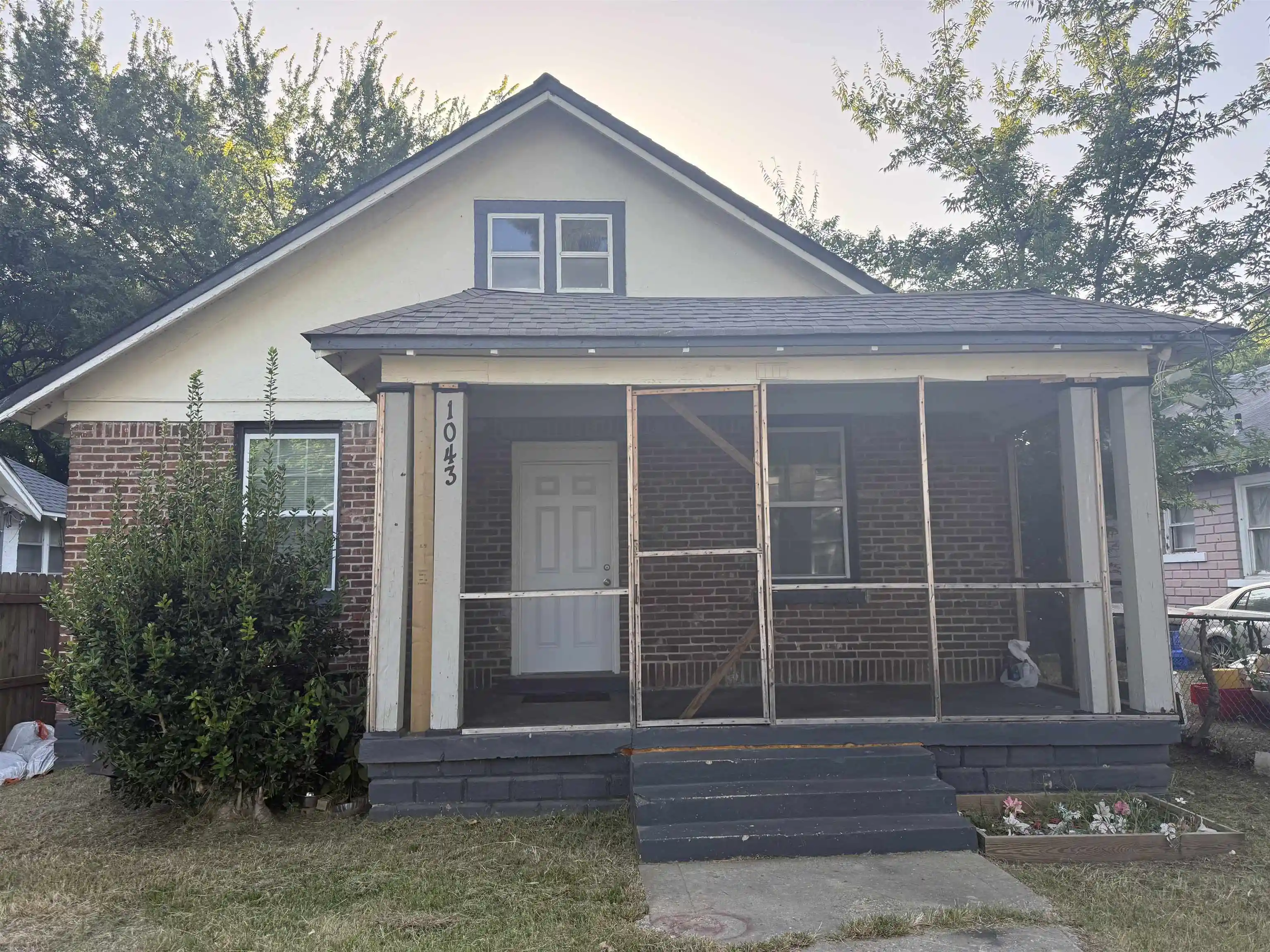 1st image of 1043 Pearce St, Memphis, TN 38107 | MLS# 10228633