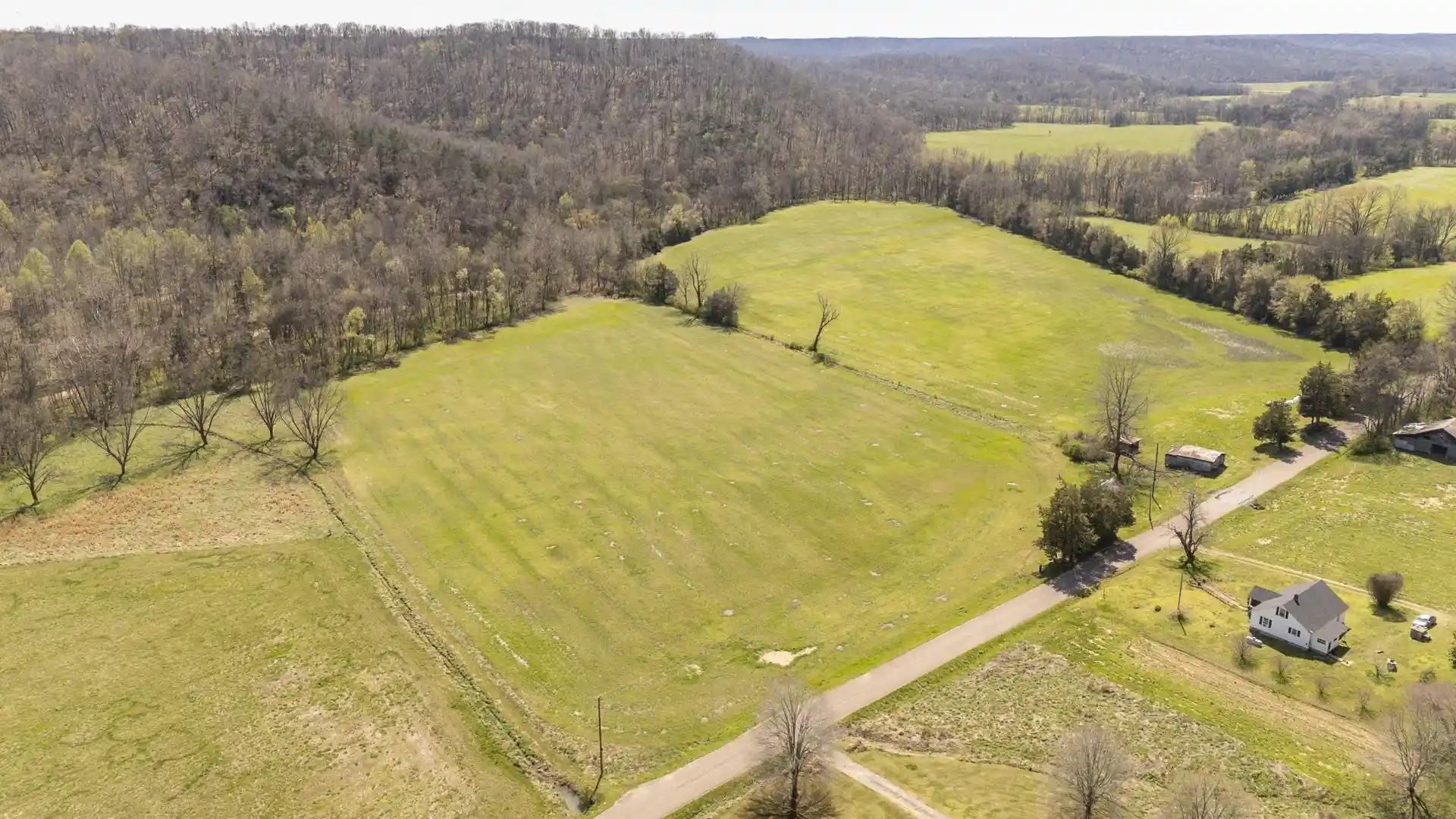 Photo 1 of Land for sale at 00 Clifton Turnpike Rd, Waynesboro, TN 38485 | MLS# 10228636 | Listing updated on 2026-08-18