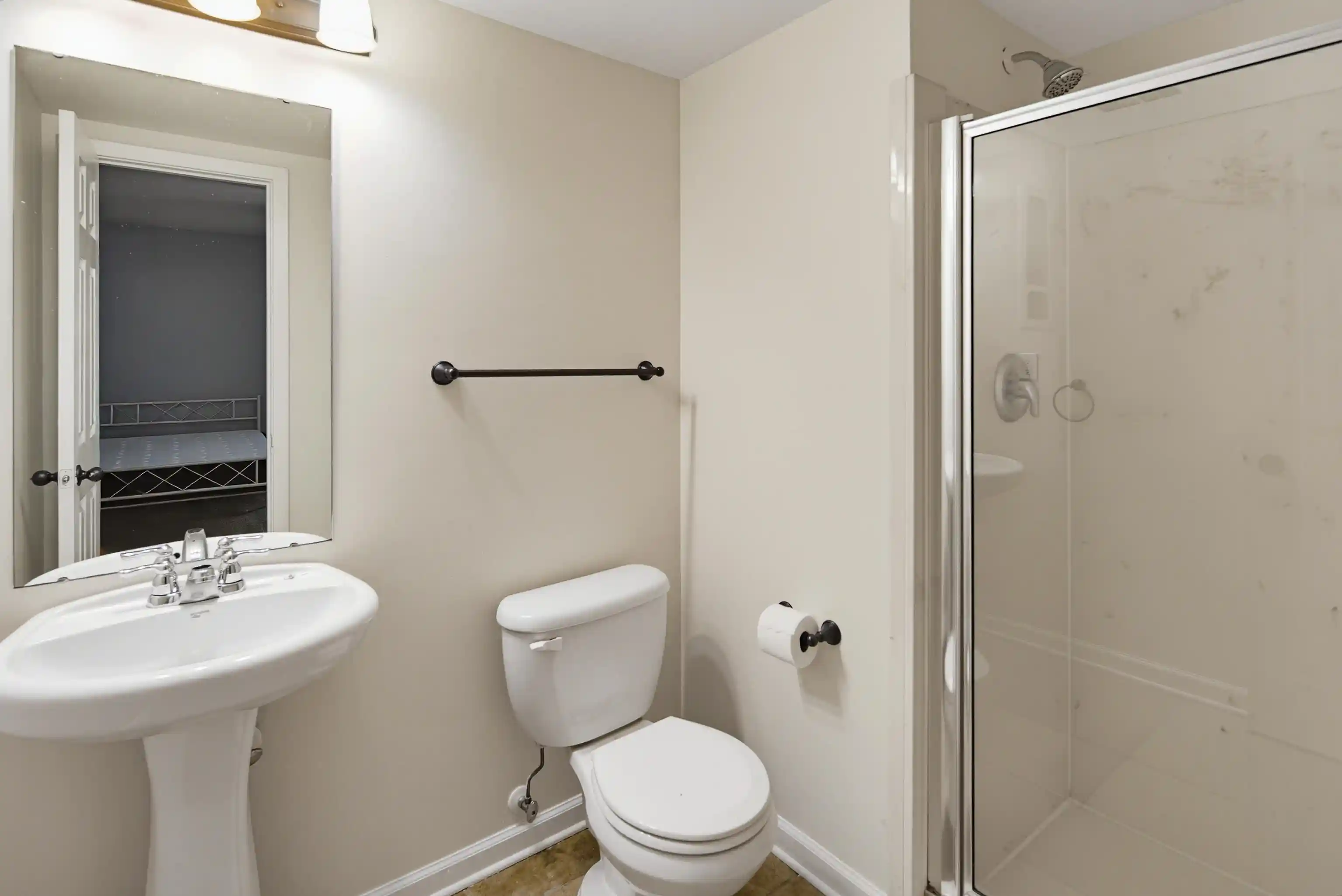 4th image of 220 S Mclean Blvd #8, Memphis, TN 38104 | MLS# 10228640