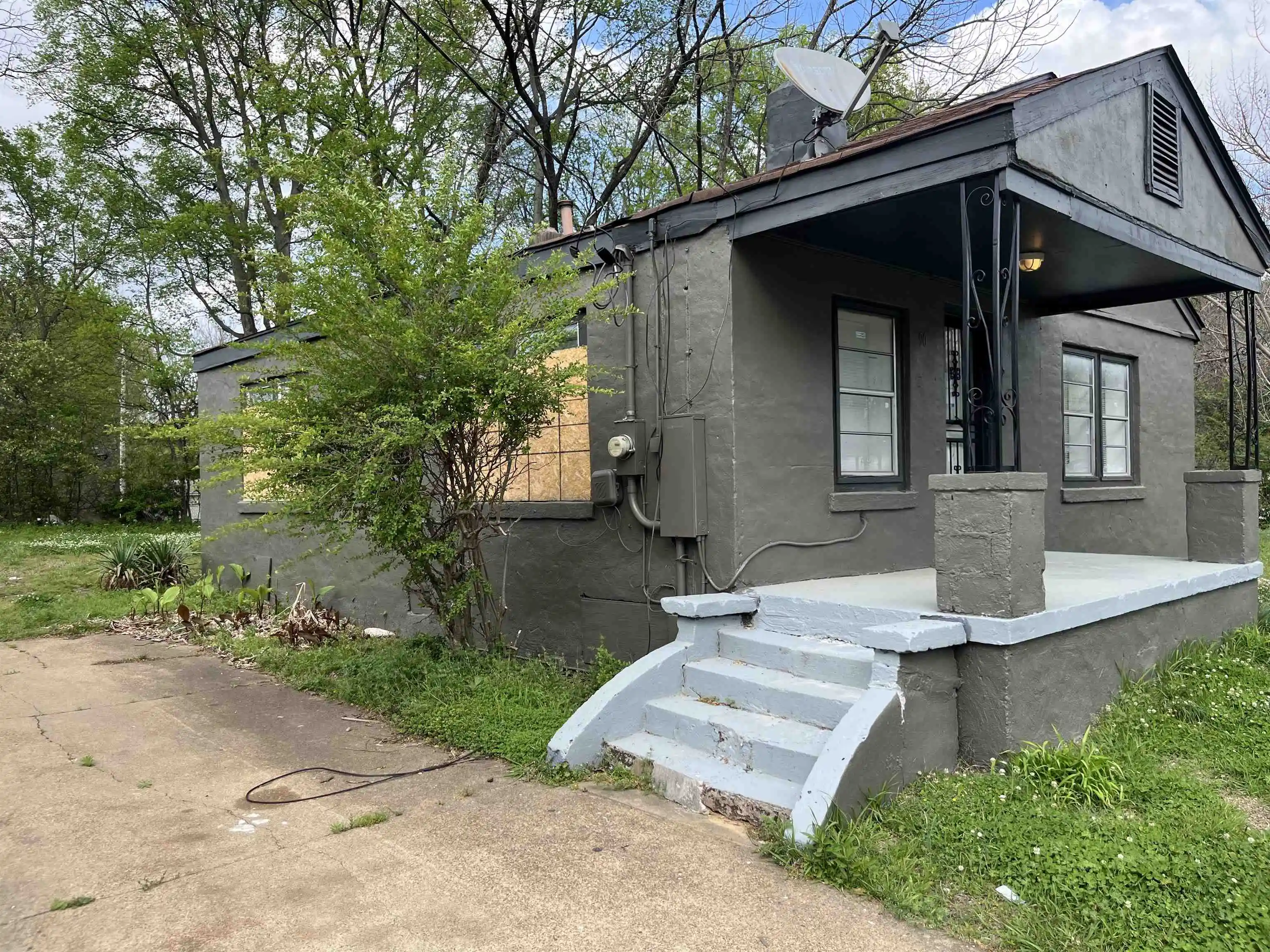 Photo 4 of Single family home for sale at 90 E Trigg Ave, Memphis, TN 38106 | MLS# 10228653 | Listing updated on 2026-08-18