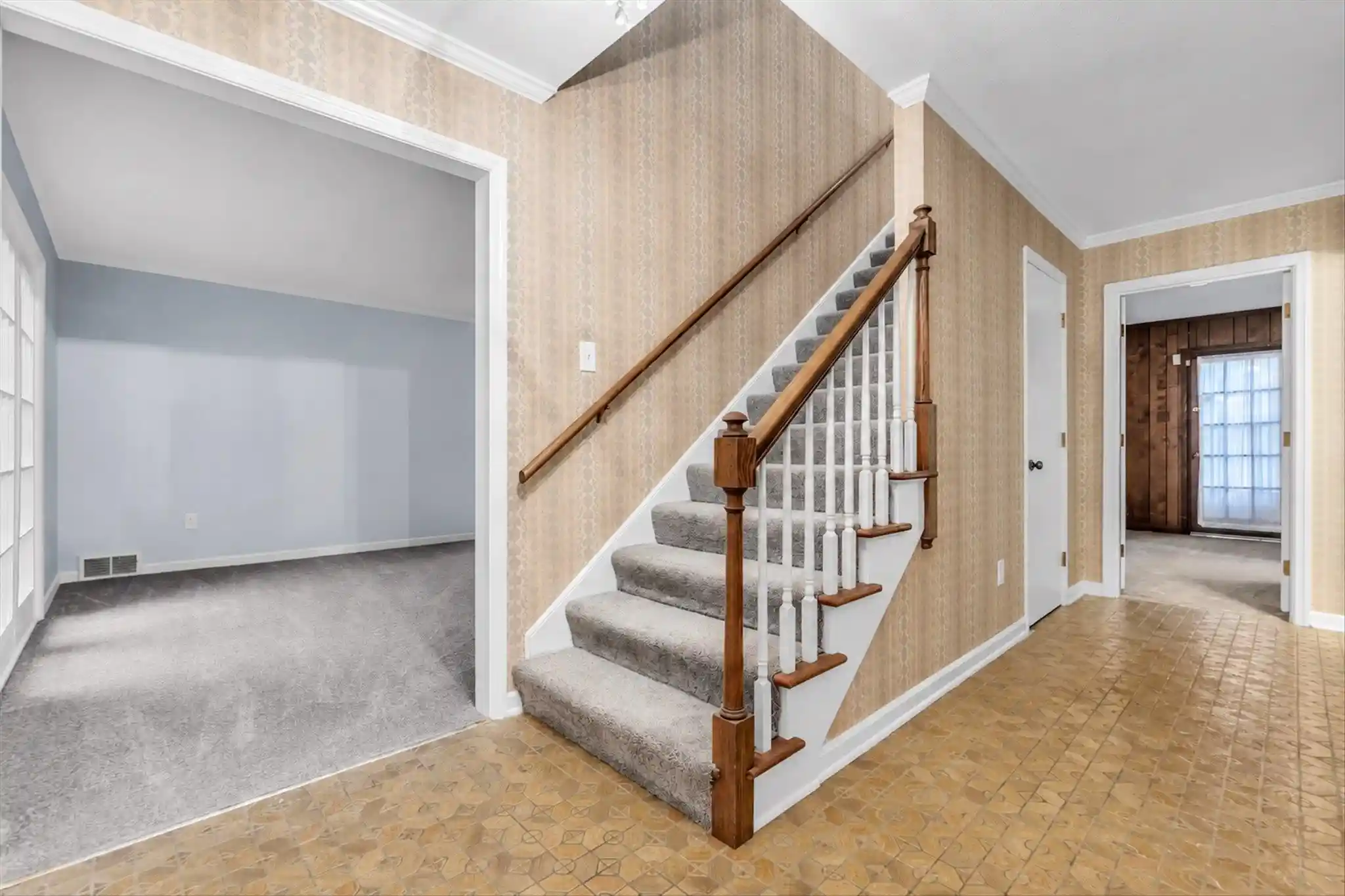 Photo 3 of Single family home for sale at 6830 Monan Cv, Memphis, TN 38119 | MLS# 10228657 | Listing updated on 2026-09-14