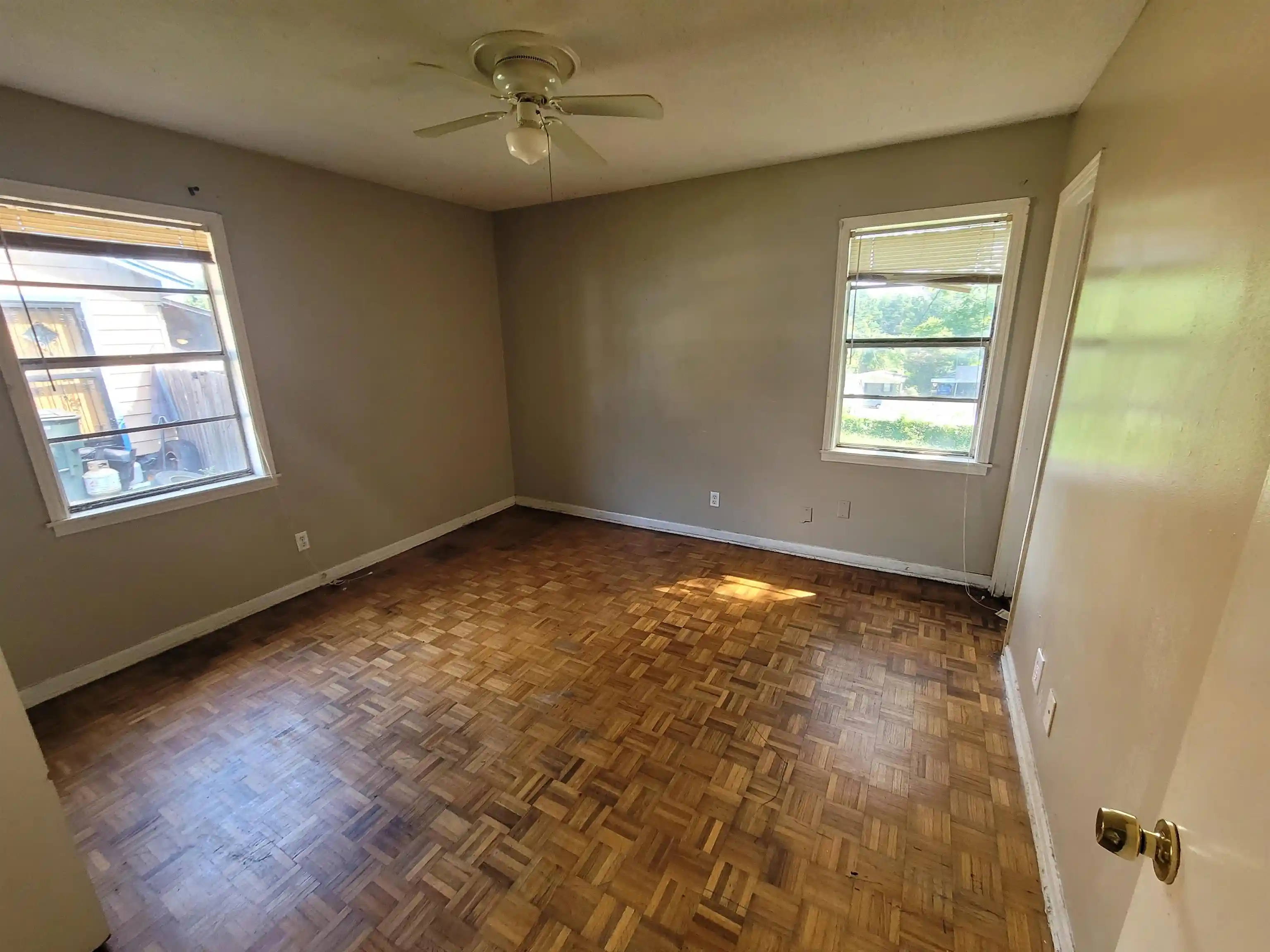 Photo 2 of Single family home for sale at 4220 Nam Ni Dr, Memphis, TN 38128 | MLS# 10228665 | Listing updated on 2026-08-26