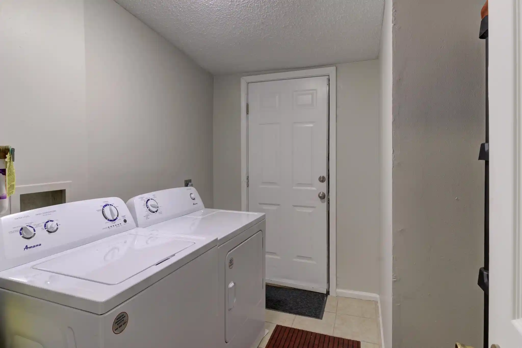Photo 2 of Single family home for sale at 1072 S Rembert St, Memphis, TN 38104 | MLS# 10228675 | Listing updated on 2026-09-02