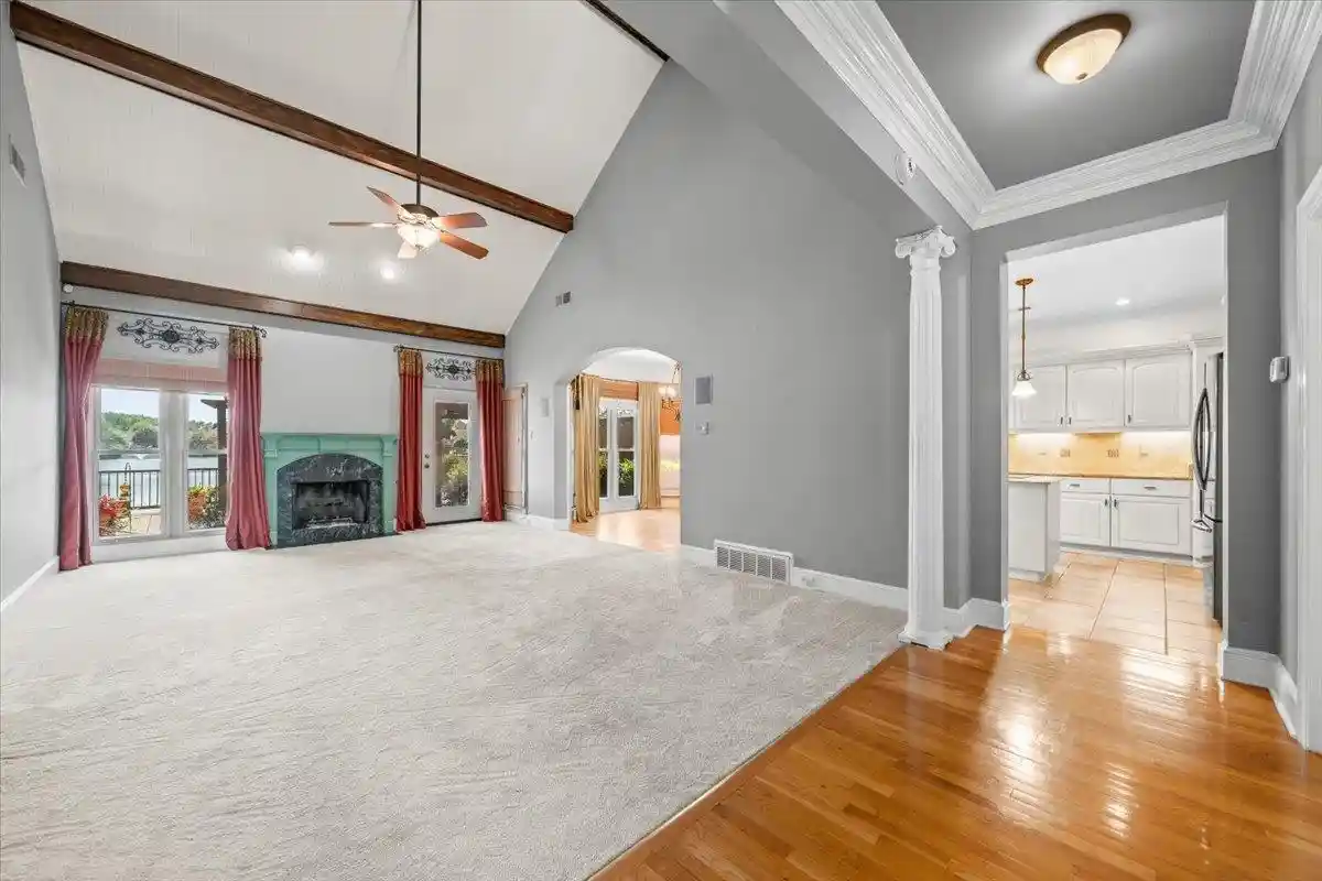 Photo 3 of Single family home for sale at 1081 Mirror Lake Ln, Cordova, TN 38018 | MLS# 10228687 | Listing updated on 2026-09-29