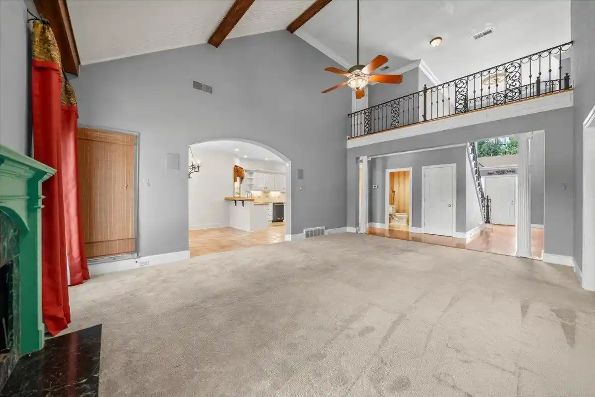 Photo 3 of Single family home for sale at 1081 Mirror Lake Ln, Cordova, TN 38018 | MLS# 10228687 | Listing updated on 2026-09-29