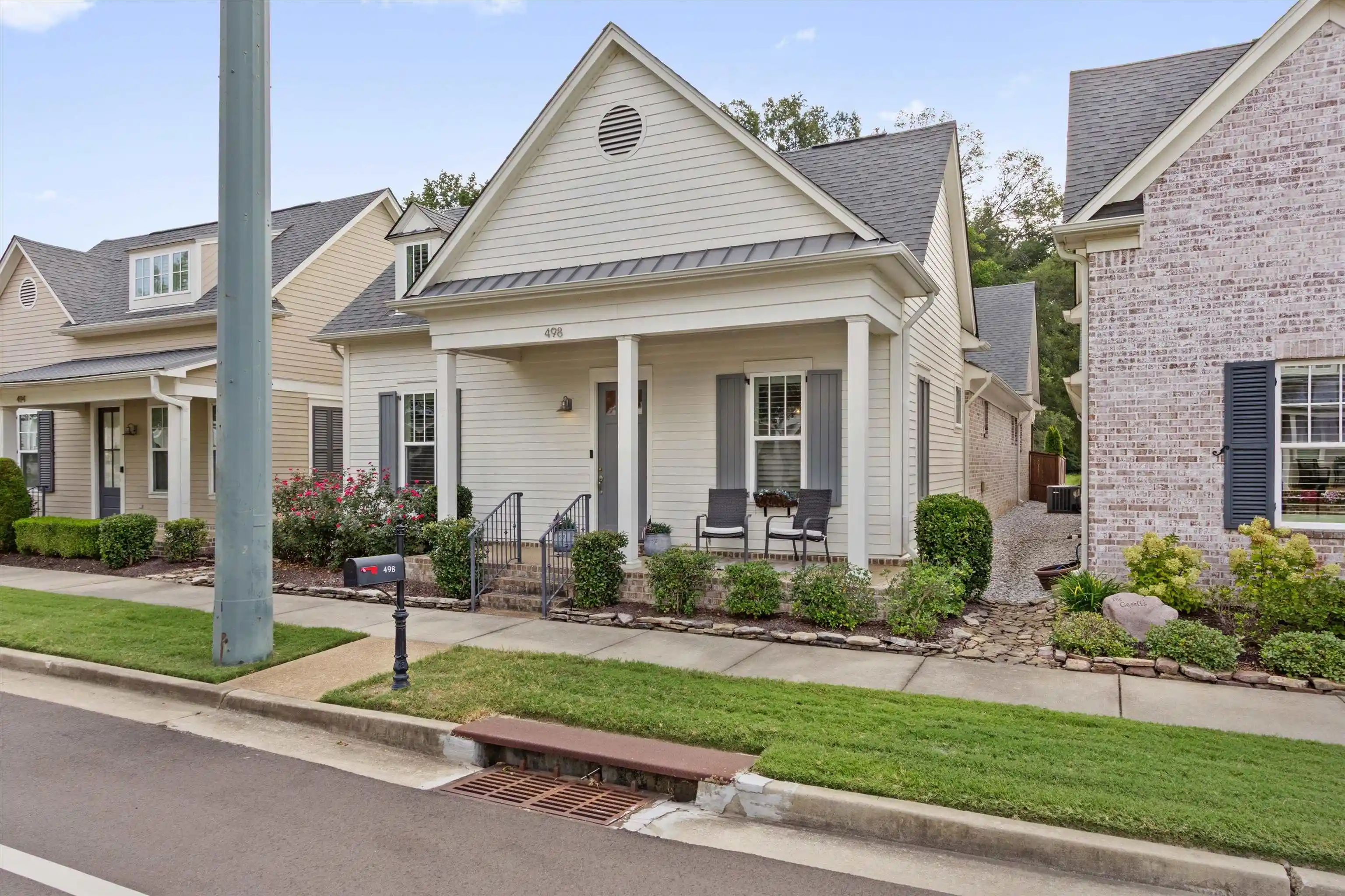 Photo 1 of Single family home for sale at 498 S Shea Rd, Collierville, TN 38017 | MLS# 10228698 | Listing updated on 2026-09-21