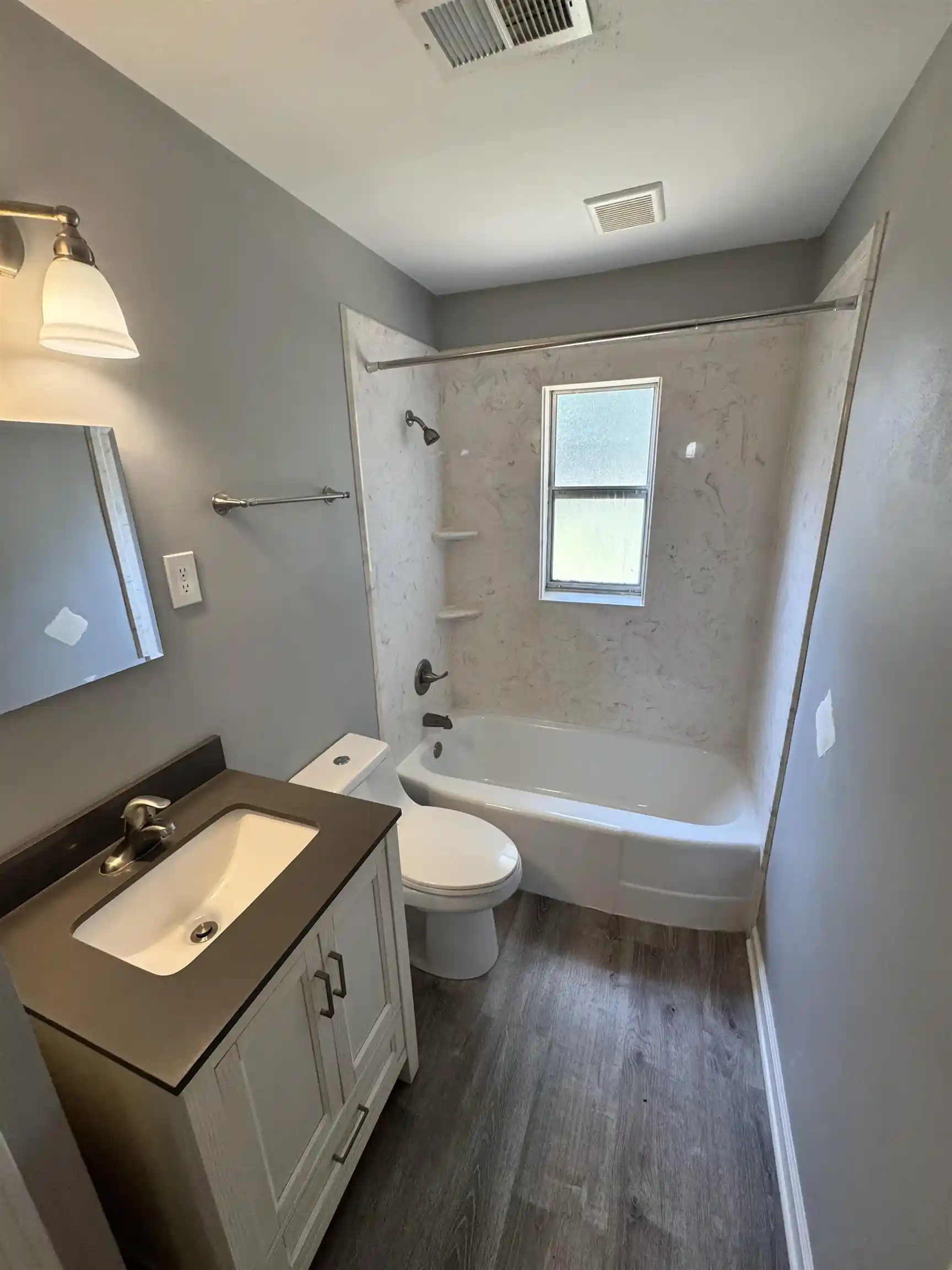 Photo 3 of Sale Pending at 1905 Ozark St, Memphis, TN 38108 | MLS# 10228705 | Listing updated on 2026-08-23