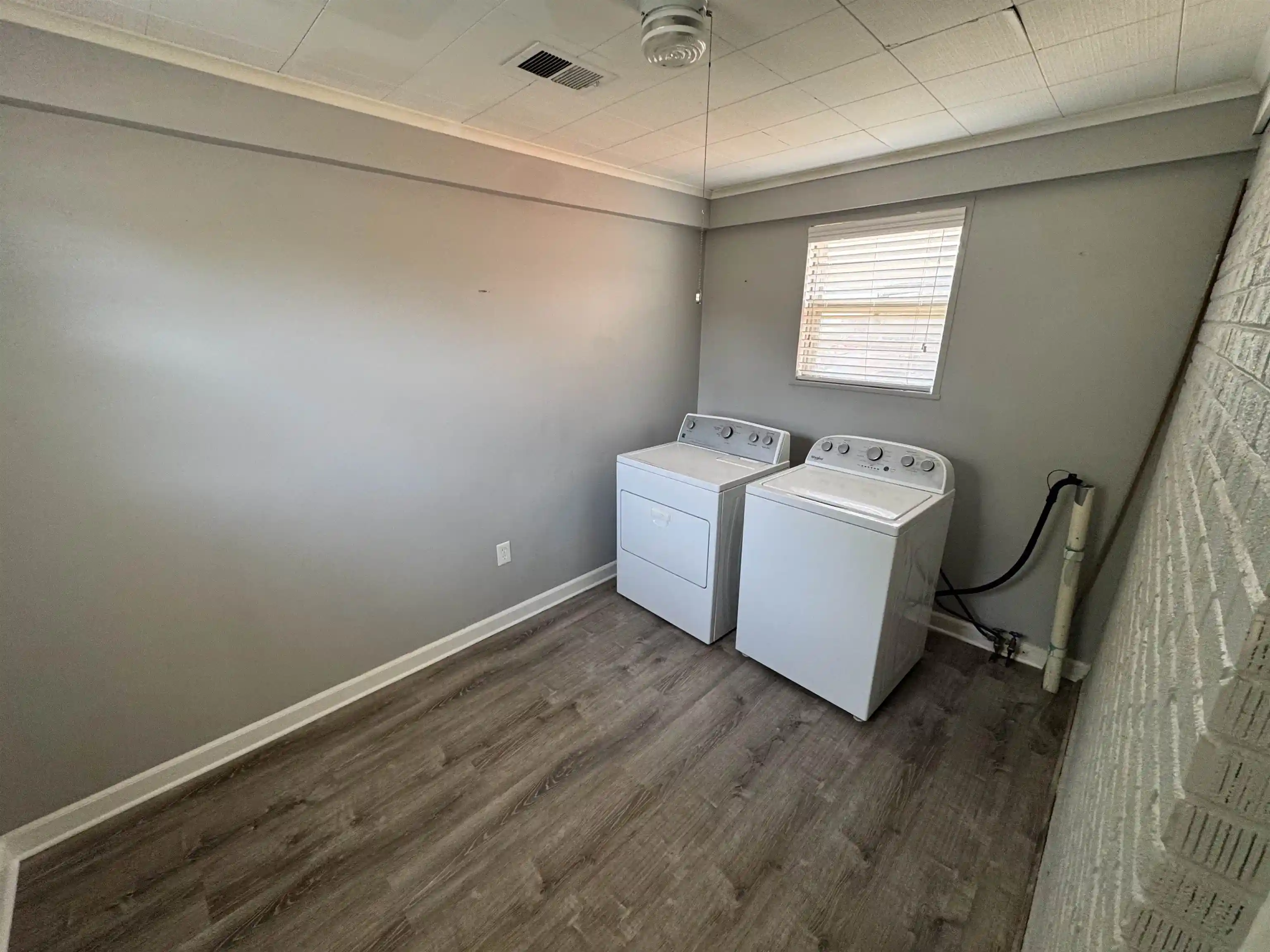 Photo 4 of Sale Pending at 1905 Ozark St, Memphis, TN 38108 | MLS# 10228705 | Listing updated on 2026-08-23