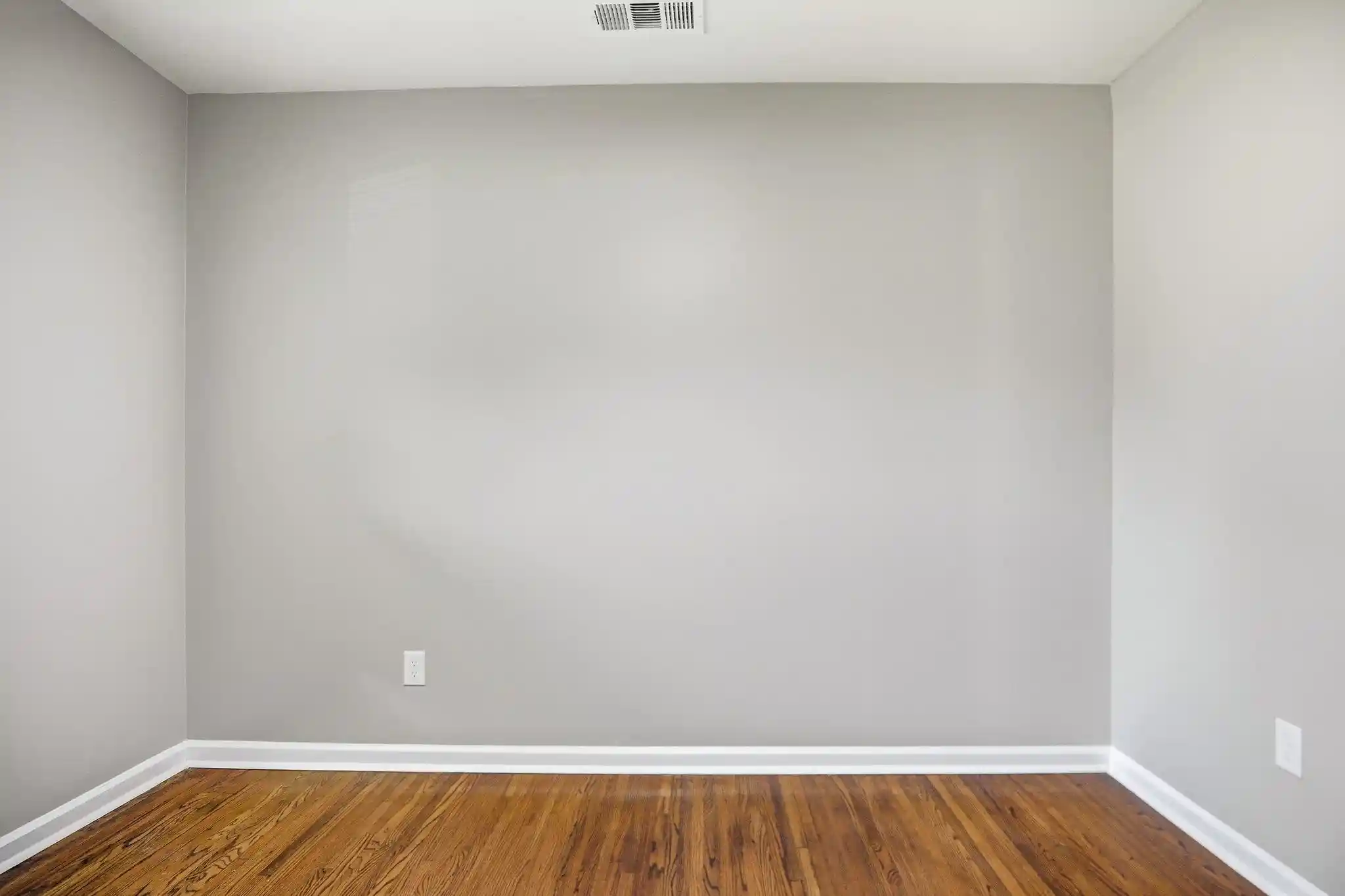 Photo 3 of Single family home for sale at 4254 Eastern Cv, Memphis, TN 38122 | MLS# 10228707 | Listing updated on 2026-09-17