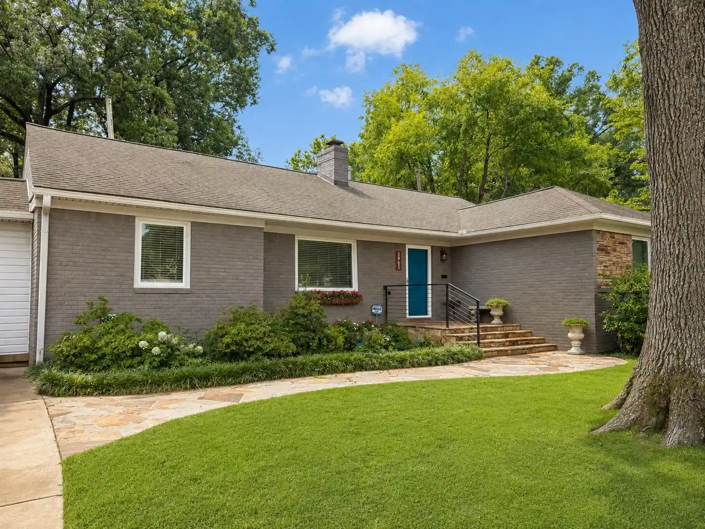 Photo 1 of Single family home for sale at 3863 Minden Rd, Memphis, TN 38111 | MLS# 10228710 | Listing updated on 2026-08-19
