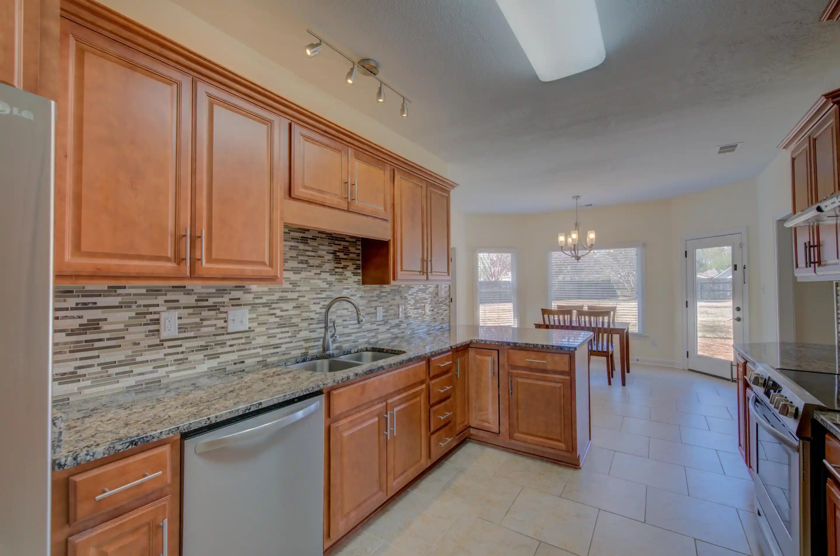 Photo 3 of Single family home for sale at 737 Steeple Ridge Cv, Collierville, TN 38017 | MLS# 10228733 | Listing updated on 2026-08-28