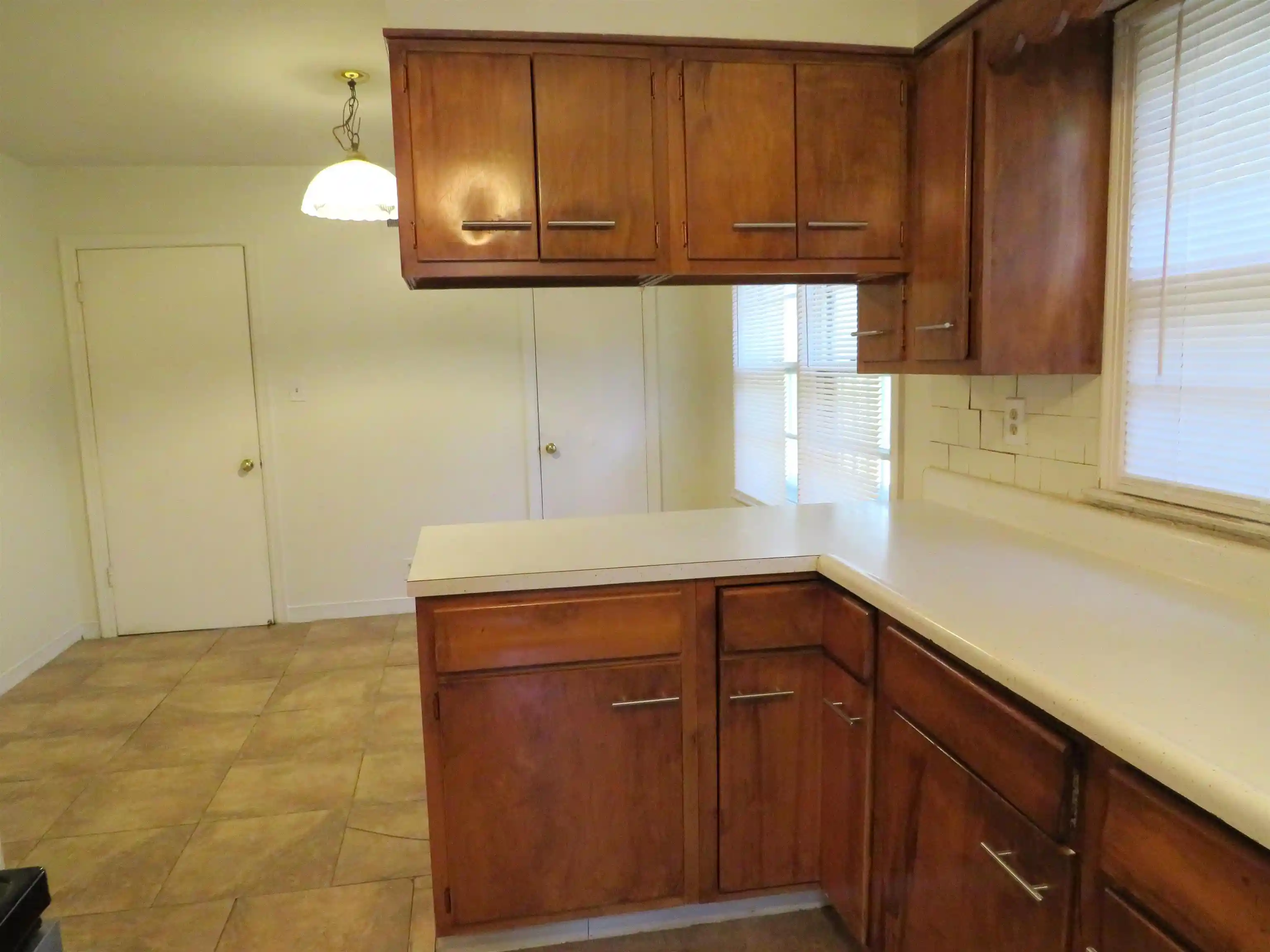 22nd image of 1657 S Perkins Rd, Memphis, TN 38117 | MLS# 10228736