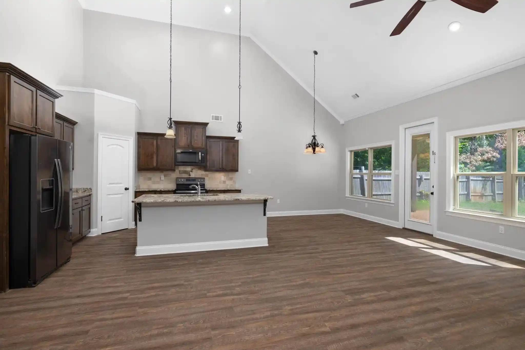 2nd image of 102 Aberdeen Dr, Munford, TN 38058 | MLS# 10228755