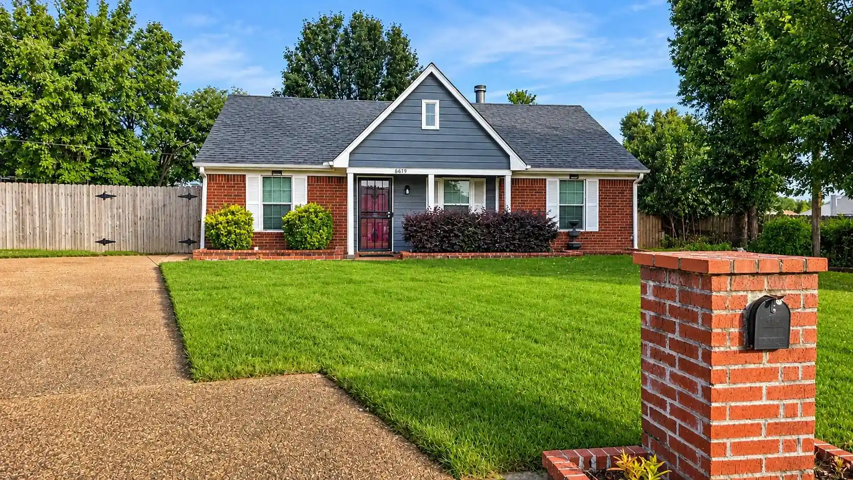 Photo 1 of Single family home for sale at 6619 Crested Oak Cv, Memphis, TN 38141 | MLS# 10228782 | Listing updated on 2026-09-11