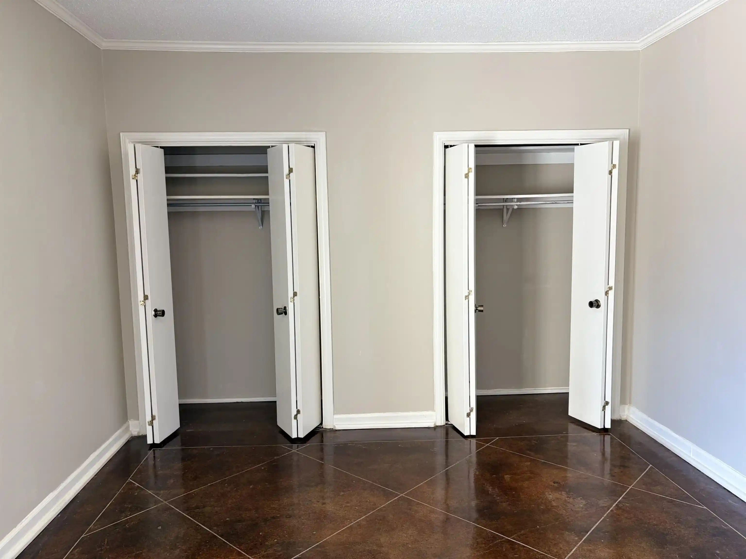 Photo 4 of Townhouse for sale at 475 N Highland St #2E, Memphis, TN 38122 | MLS# 10228788 | Listing updated on 2026-08-20