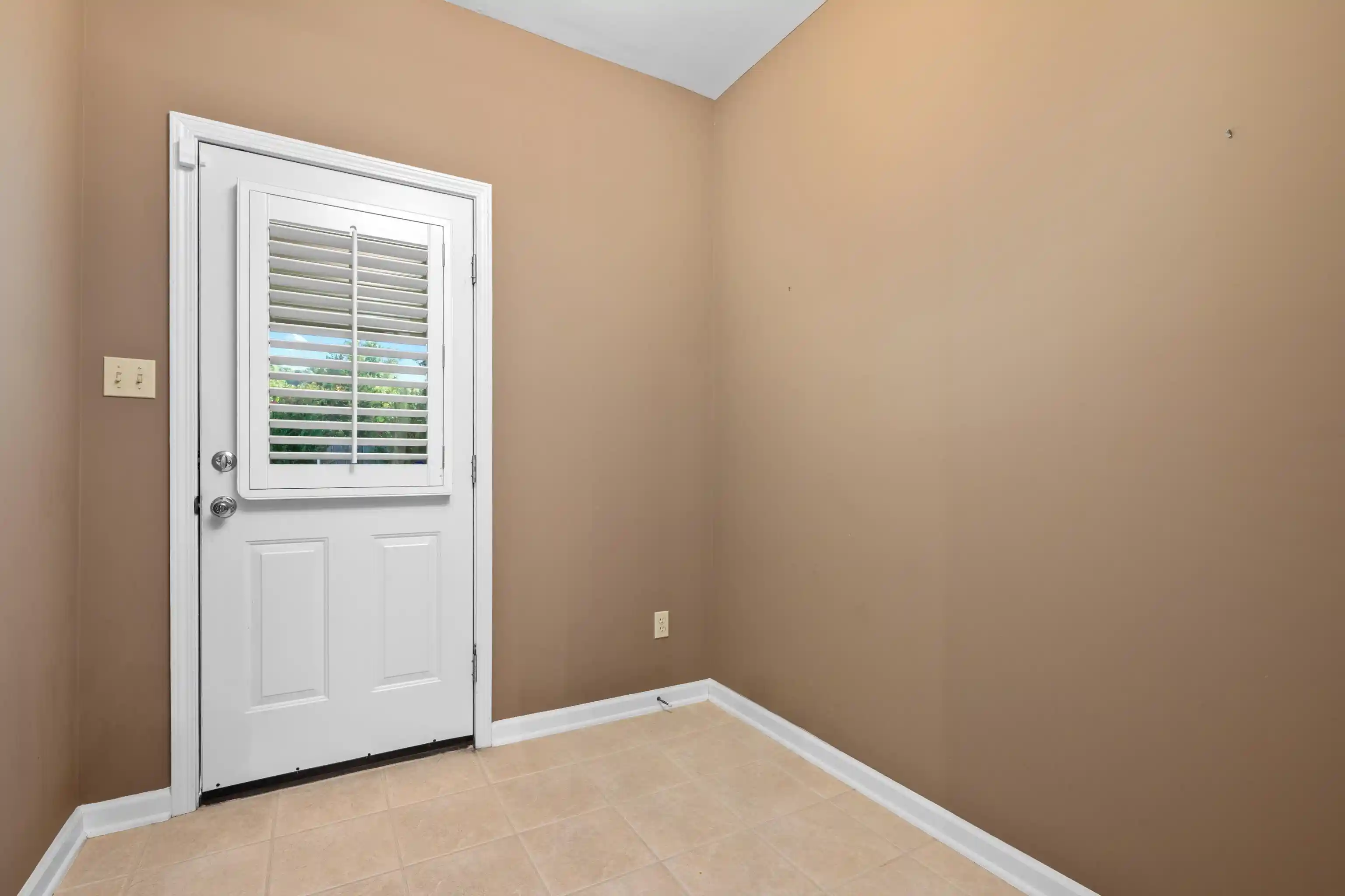 Photo 4 of Single family home for sale at 9175 Wren Hl Dr, Lakeland, TN 38002 | MLS# 10228790 | Listing updated on 2026-08-26