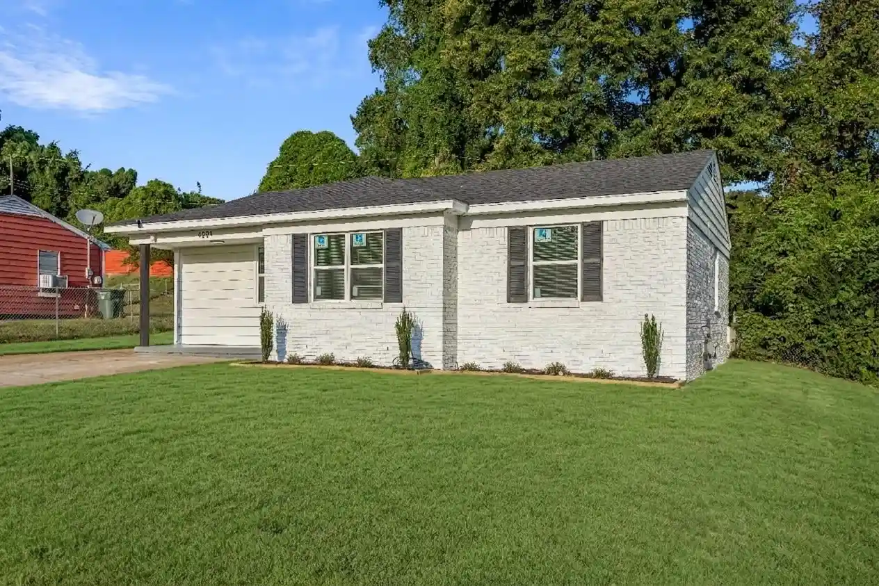 Photo 1 of Sale Pending at 4239 Lawnview St, Memphis, TN 38109 | MLS# 10228813 | Listing updated on 2026-09-17