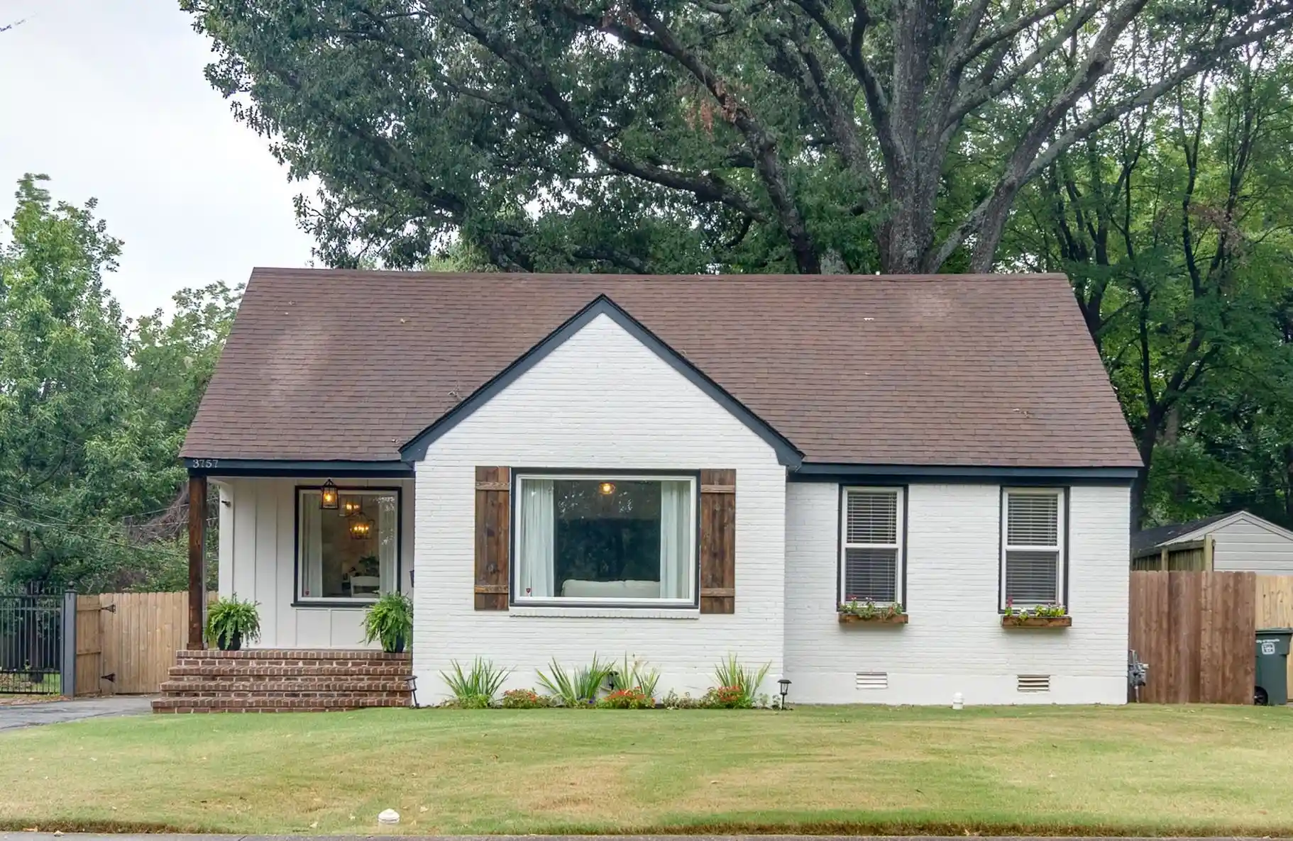 Photo 1 of Sale Pending at 3757 N Swan Ridge Cir, Memphis, TN 38122 | MLS# 10228840 | Listing updated on 2026-08-27
