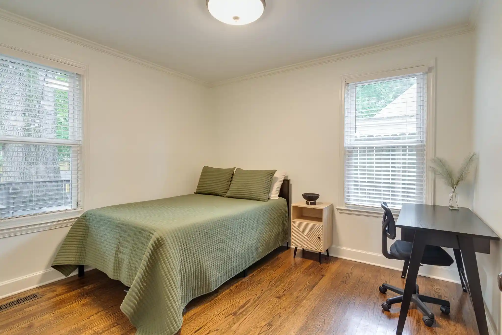 Photo 3 of Sale Pending at 3757 N Swan Ridge Cir, Memphis, TN 38122 | MLS# 10228840 | Listing updated on 2026-08-27