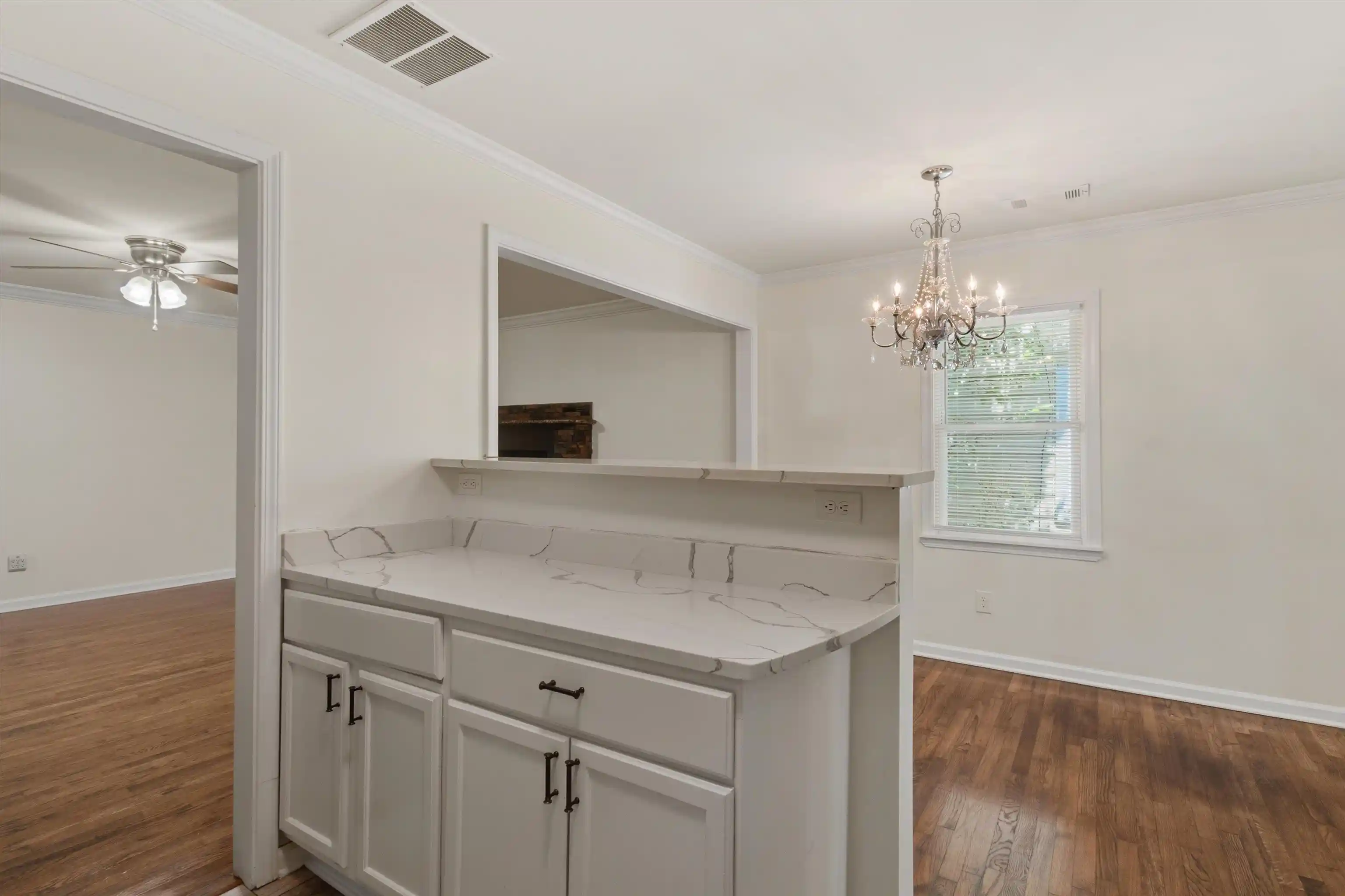 Photo 3 of Single family home for sale at 1305 Gherald St, Memphis, TN 38108 | MLS# 10228845 | Listing updated on 2026-08-21