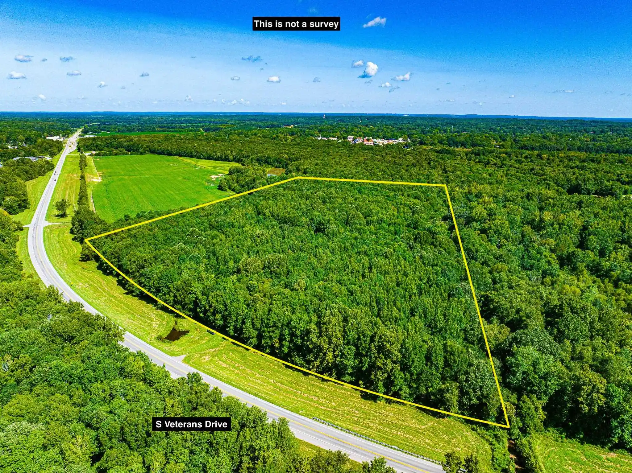 1st image of 0 S Veterans Dr, Huntingdon, TN 38344 | MLS# 10228860