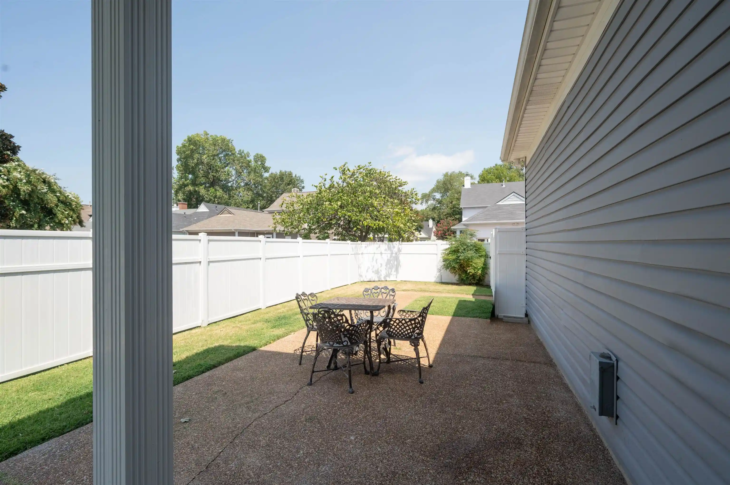 2nd image of 124 Island Pl, Memphis, TN 38103 | MLS# 10228869