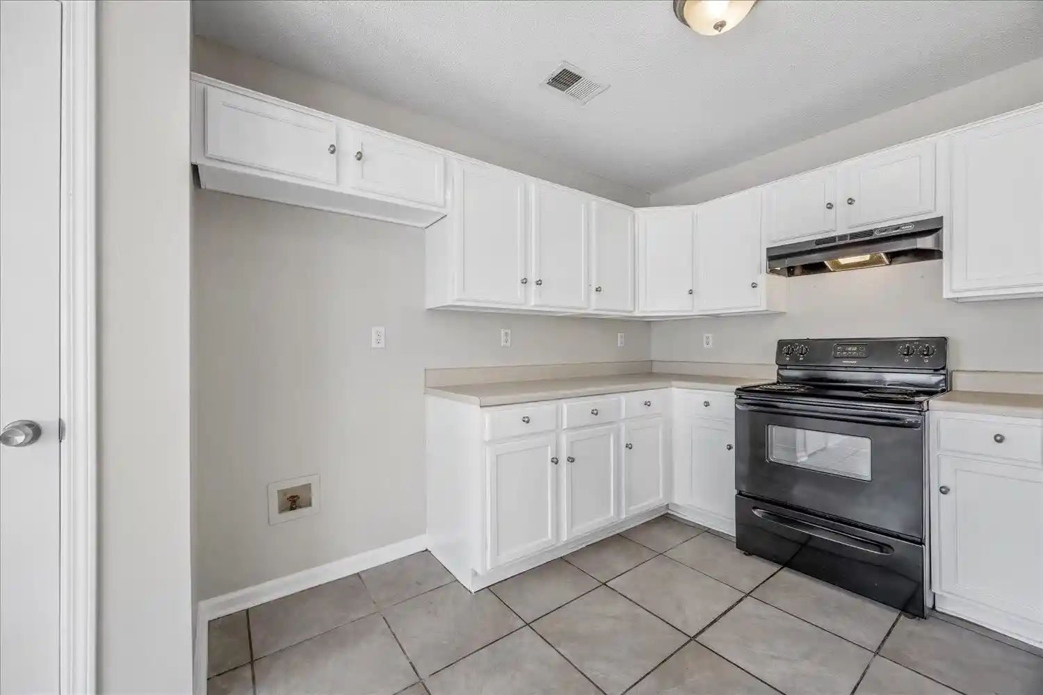 Photo 4 of Single family home for sale at 6943 Country Walk Dr, Cordova, TN 38018 | MLS# 10228870 | Listing updated on 2026-08-21