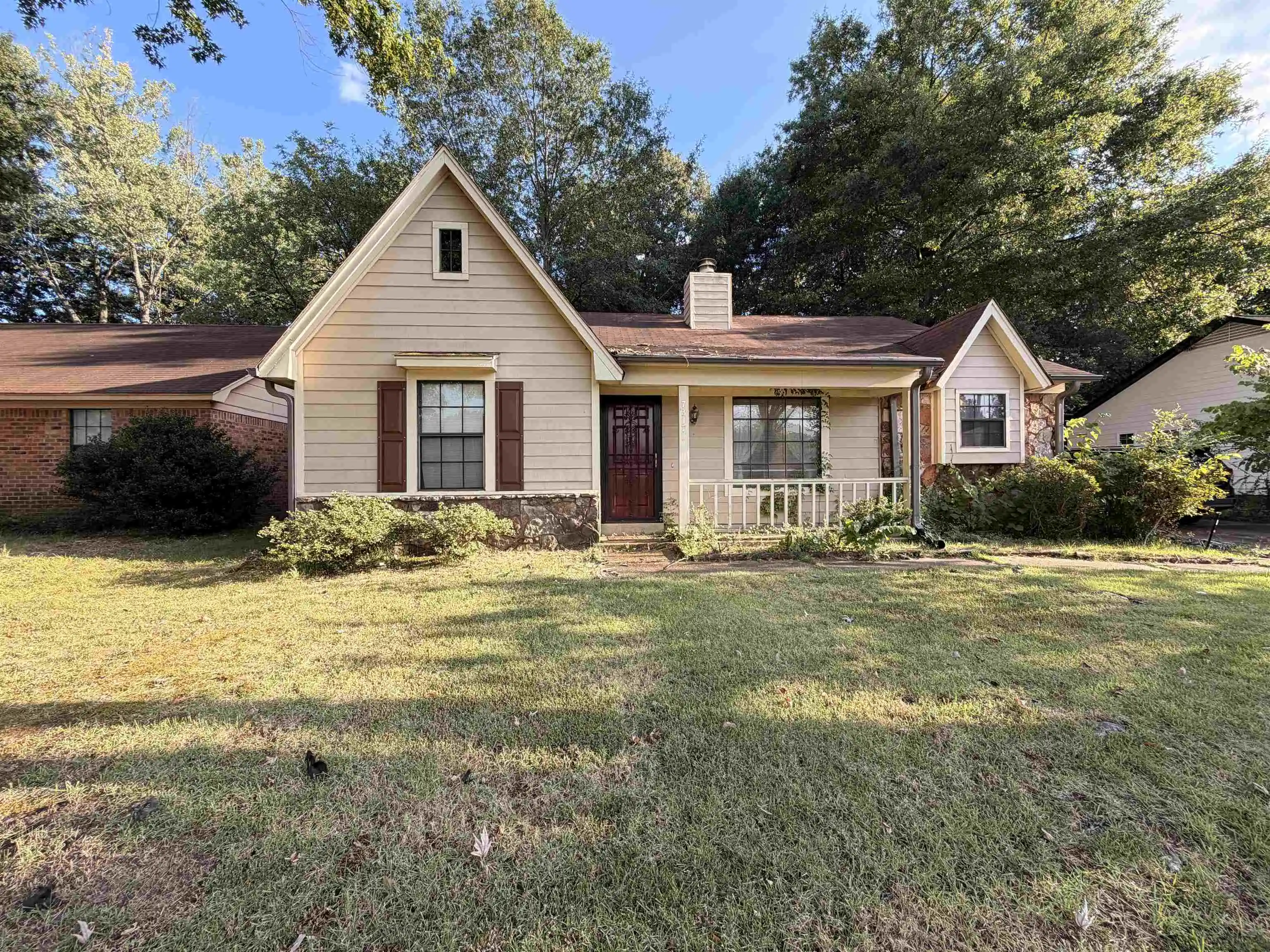 Photo 1 of Sale Pending at 7317 Eggleston Rd, Memphis, TN 38125 | MLS# 10228873 | Listing updated on 2026-08-21