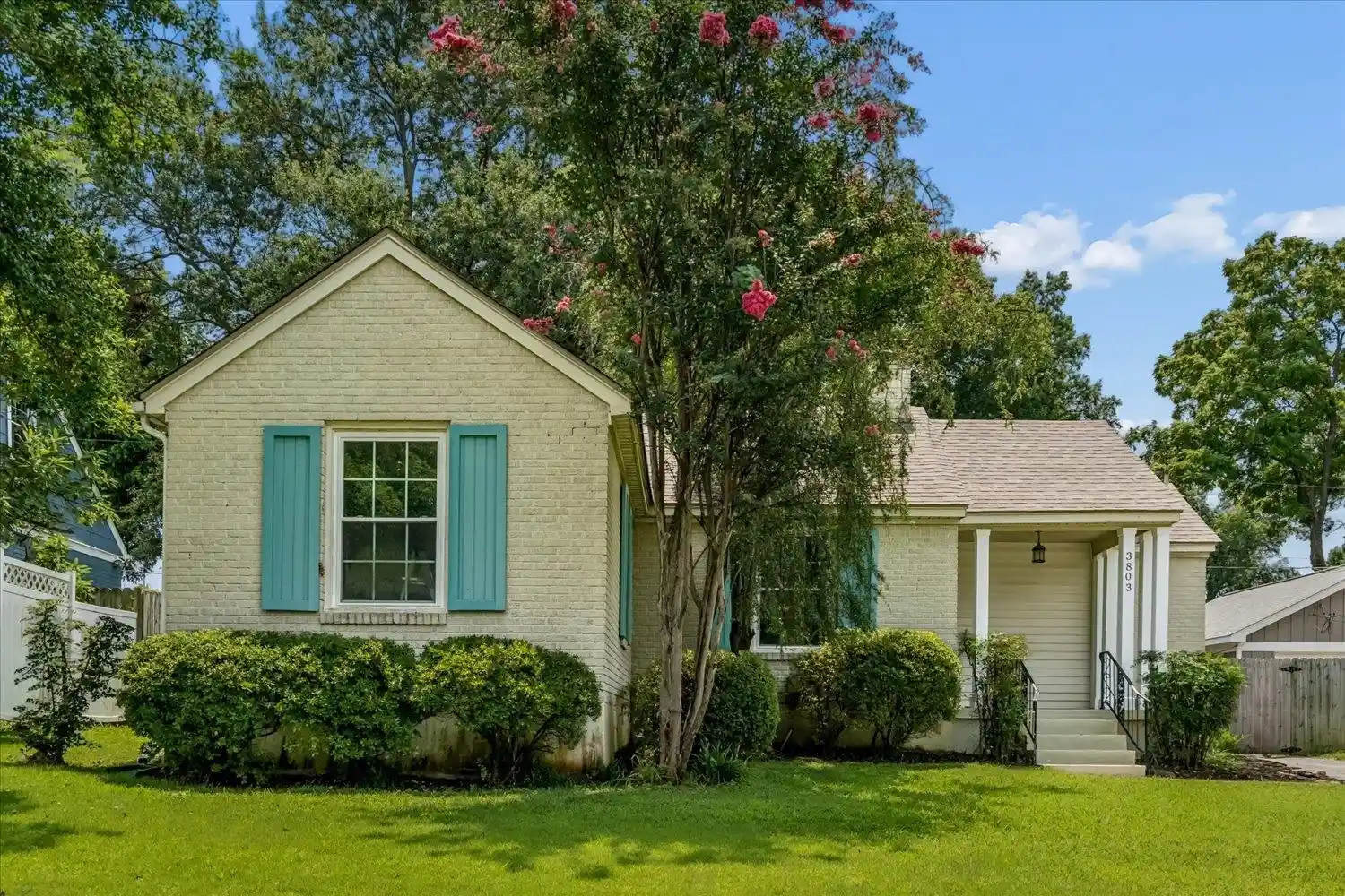 Photo 1 of Single family home for sale at 3803 Philwood Ave, Memphis, TN 38122 | MLS# 10228882 | Listing updated on 2026-09-23