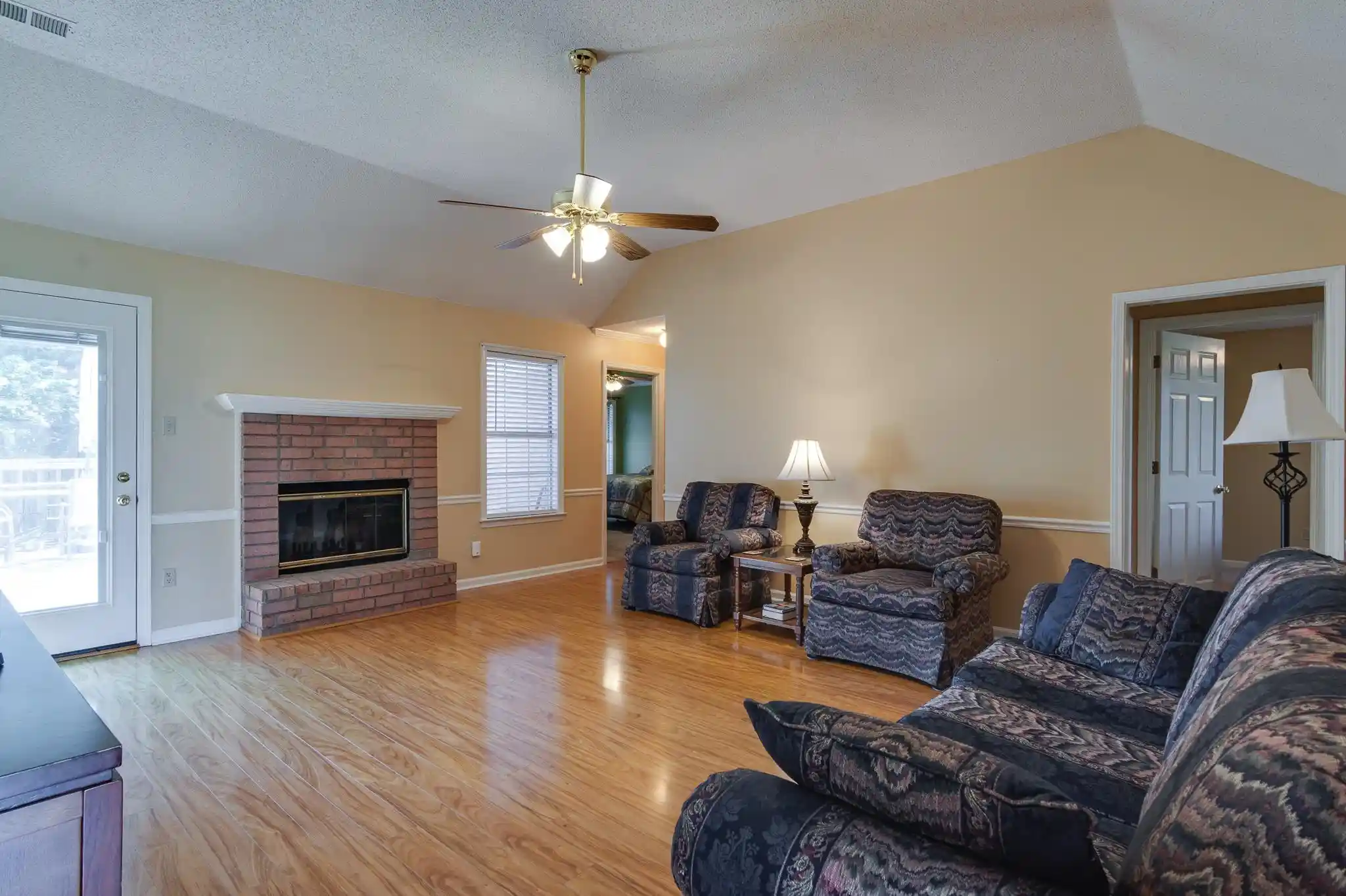 Photo 4 of Sale Pending at 4020 Altruria Rd, Bartlett, TN 38135 | MLS# 10228883 | Listing updated on 2026-08-26