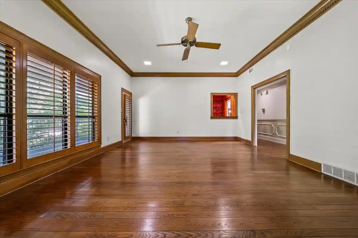 Photo 4 of Single family home for sale at 680 Sweetbrier Rd, Memphis, TN 38120 | MLS# 10228886 | Listing updated on 2026-08-21