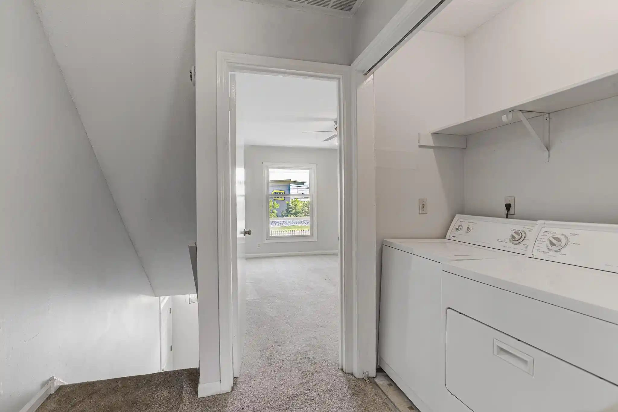 Listing Photo 5 - Condo for sale in building located at 5845 Park Ave, Memphis, TN 38119 - Unit #5845