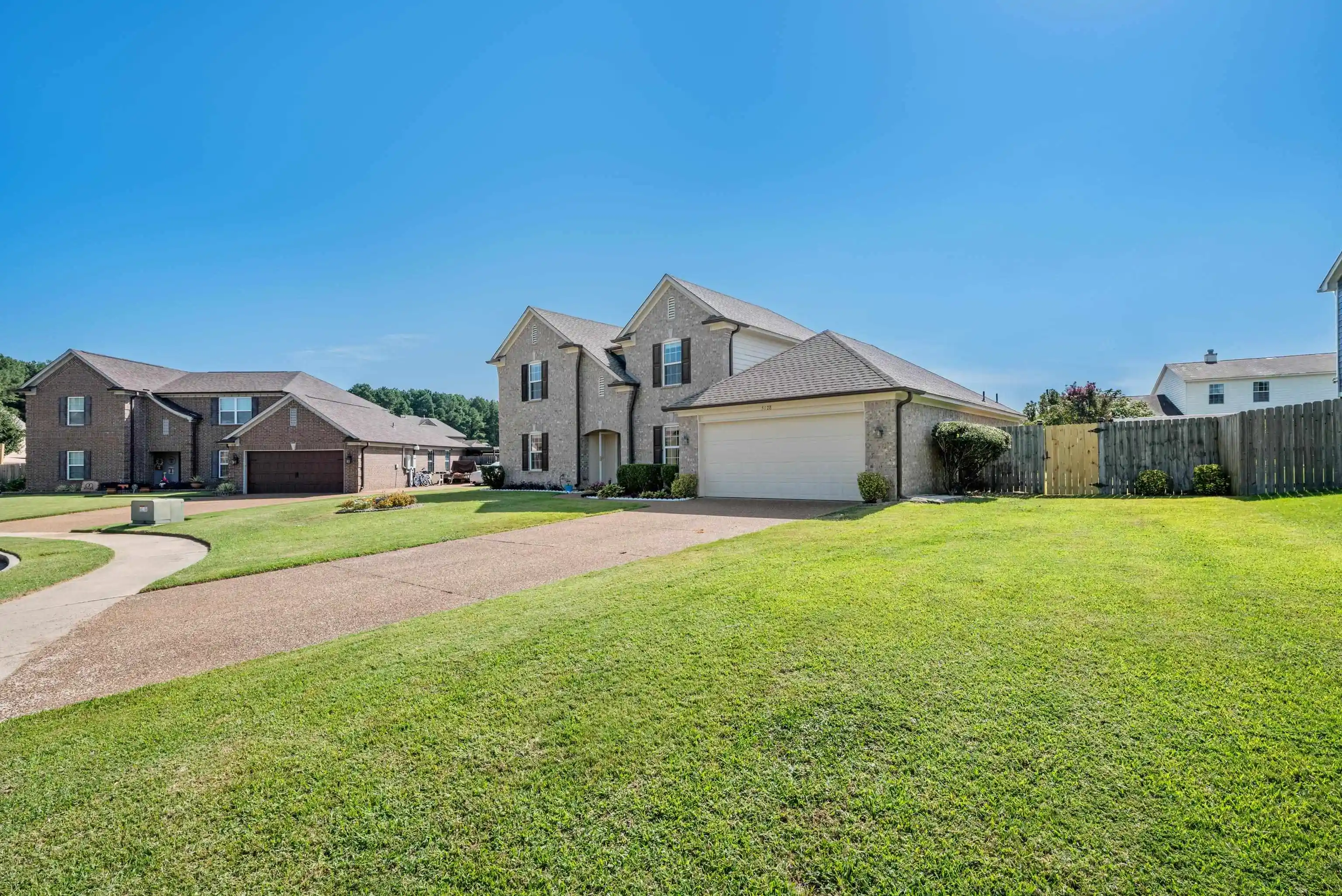 Photo 1 of Single family home for sale at 5128 N Fluss Cv, Bartlett, TN 38135 | MLS# 10228899 | Listing updated on 2026-09-20