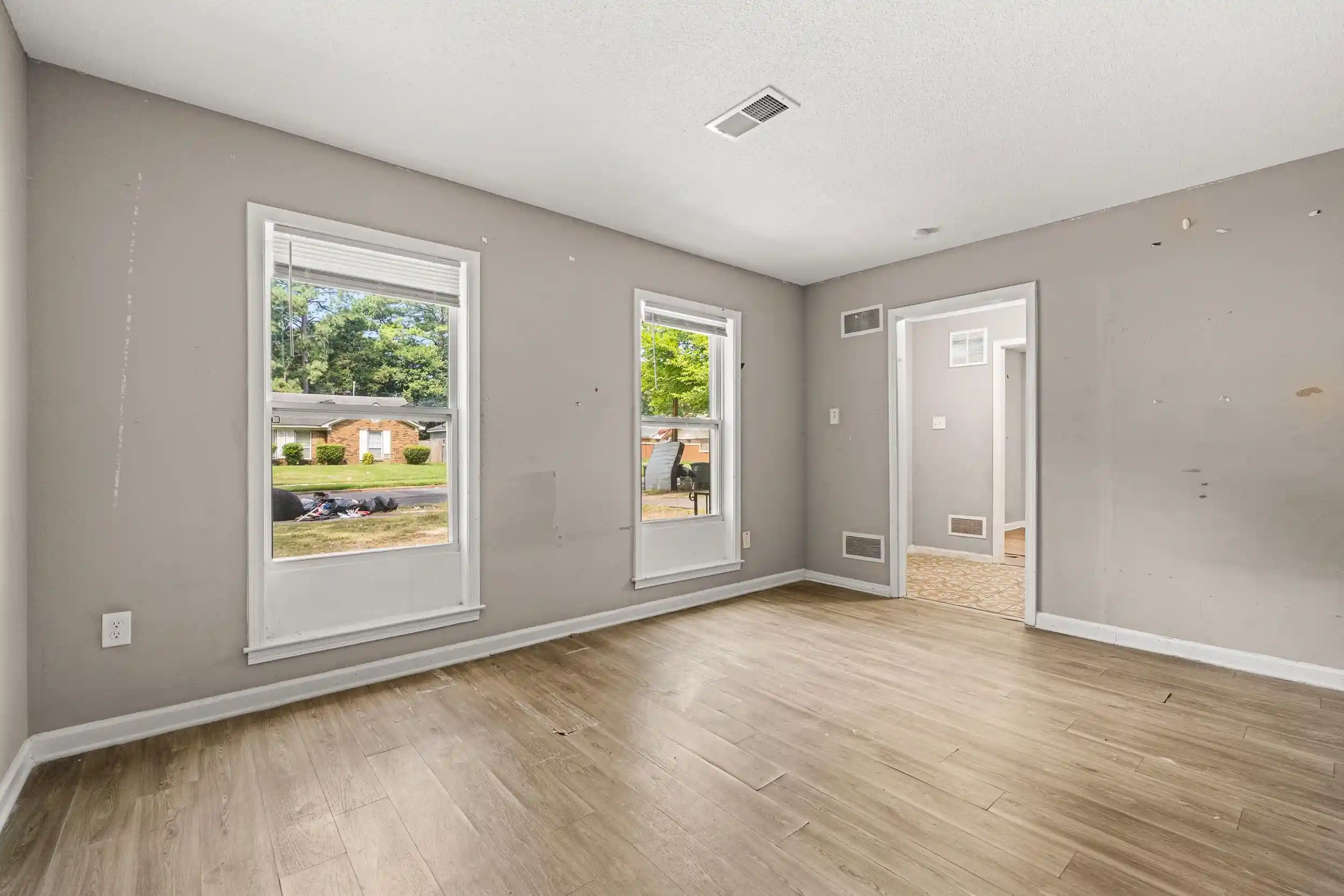 Photo 2 of Single family home for sale at 3468 Mckenzie St, Memphis, TN 38118 | MLS# 10228909 | Listing updated on 2026-10-06