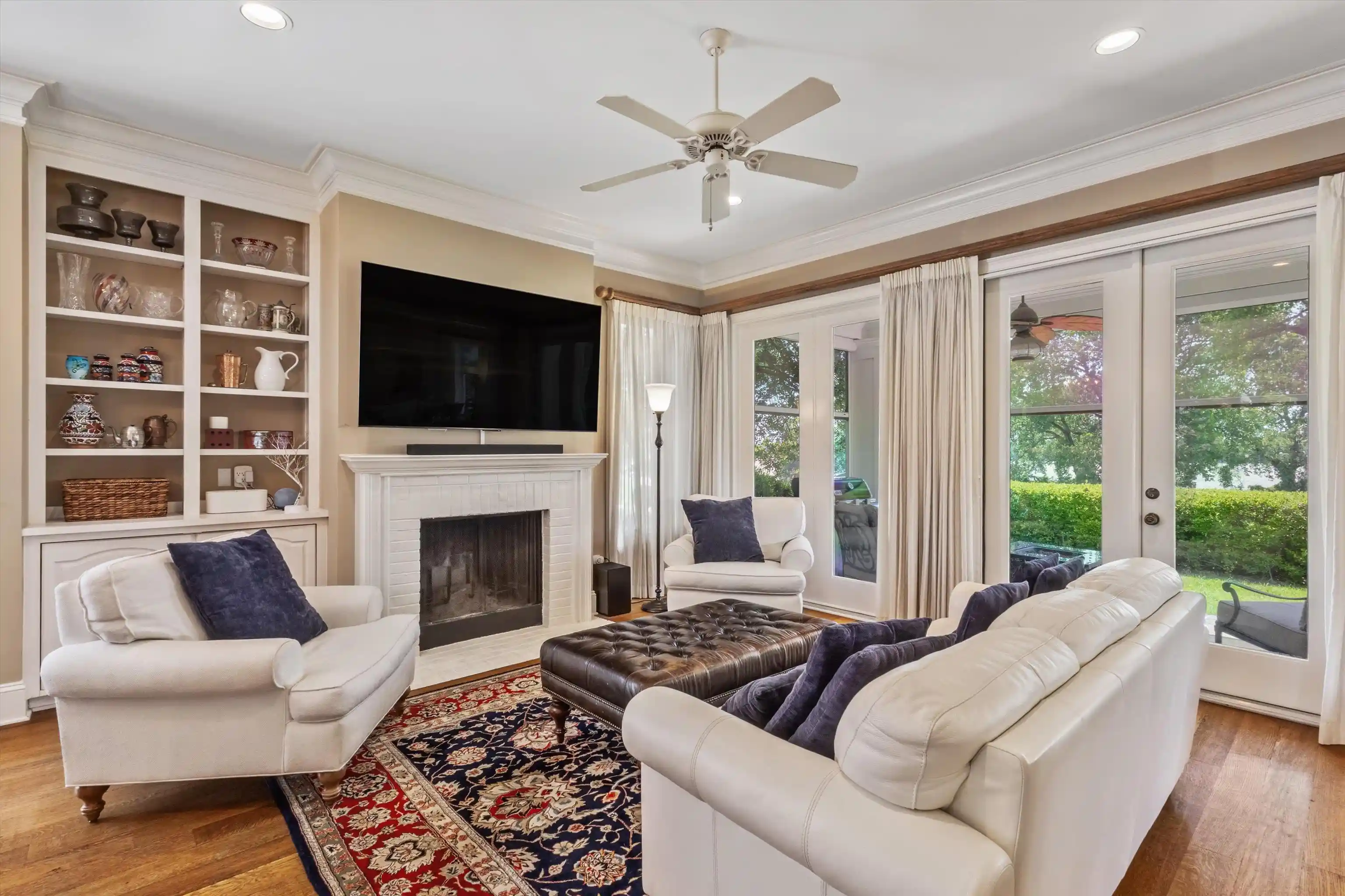 Photo 2 of Single family home for sale at 1011 Island Park Dr, Memphis, TN 38103 | MLS# 10228920 | Listing updated on 2026-08-26
