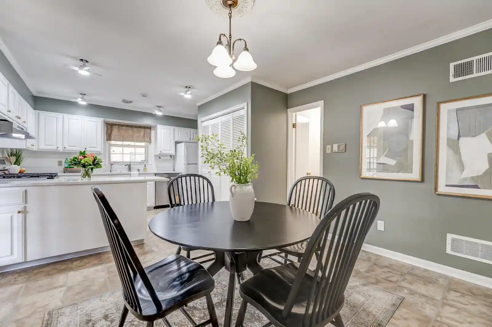 Photo 3 of Single family home for sale at 5341 Timmons Ave, Memphis, TN 38119 | MLS# 10228932 | Listing updated on 2026-09-03